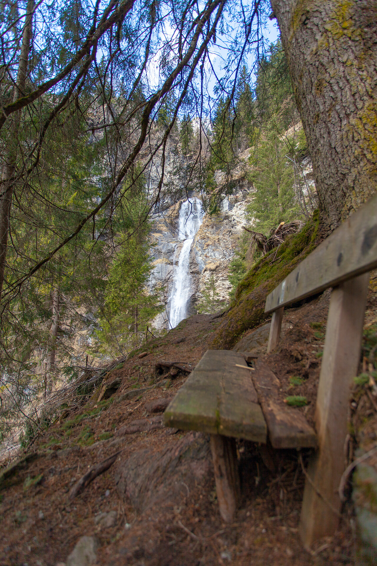 Der Weg zum Wasserfall Richtung Salwand