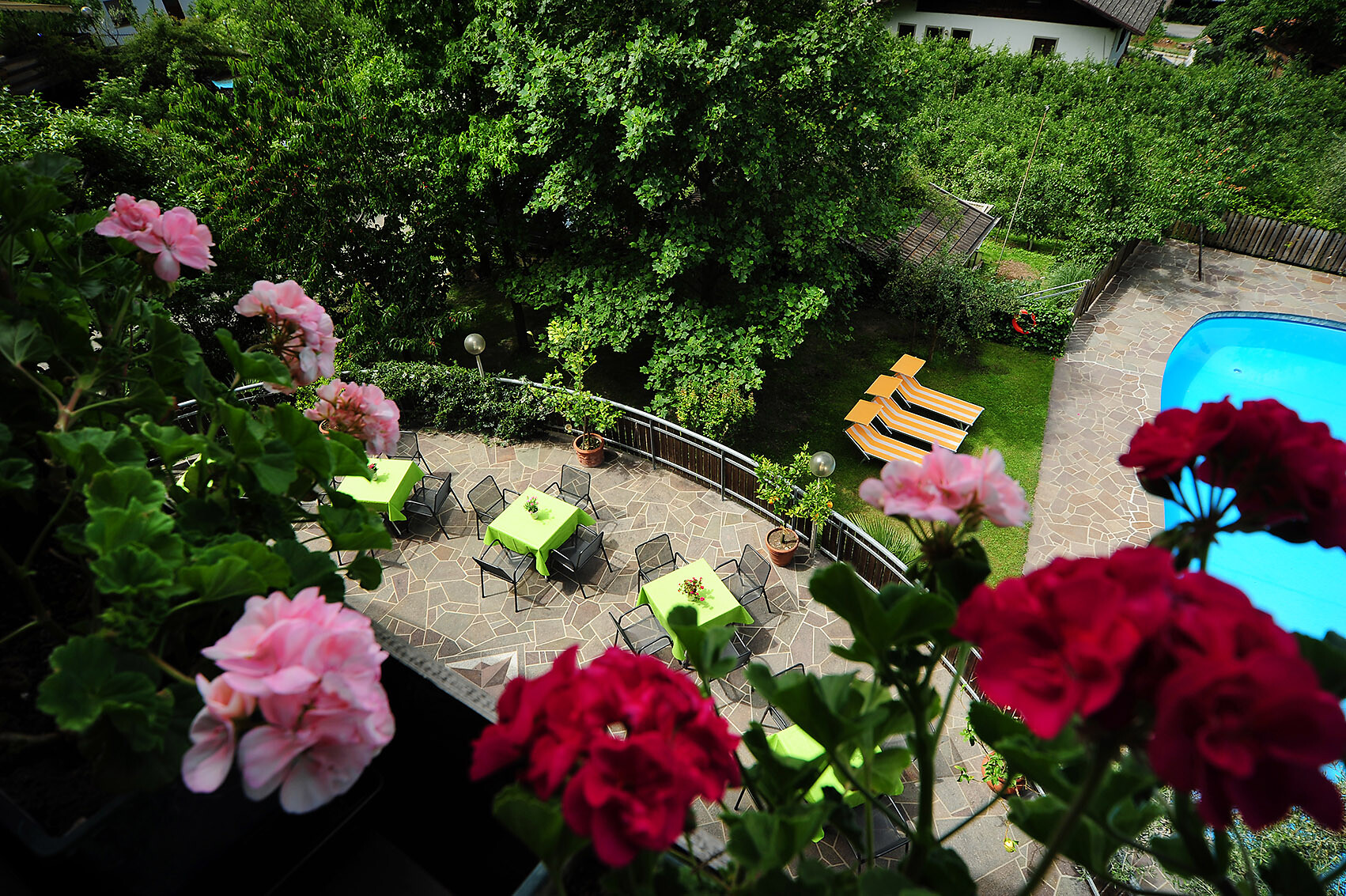 Balcony with stunning view at the valley and the mountains