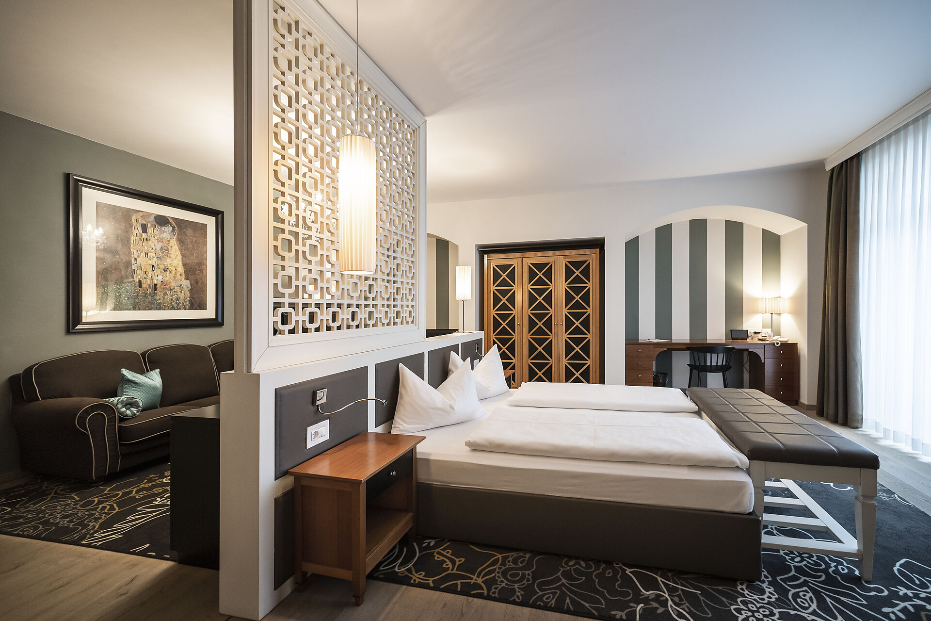 Post Hotel