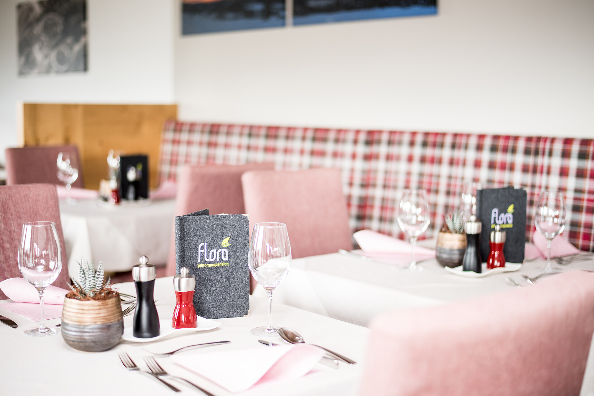 Speisesaal Hotel Flora