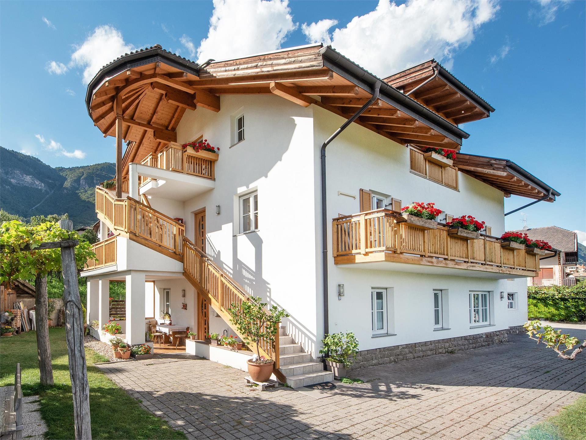 Paniglhof Kaltern an der Weinstraße 1 suedtirol.info