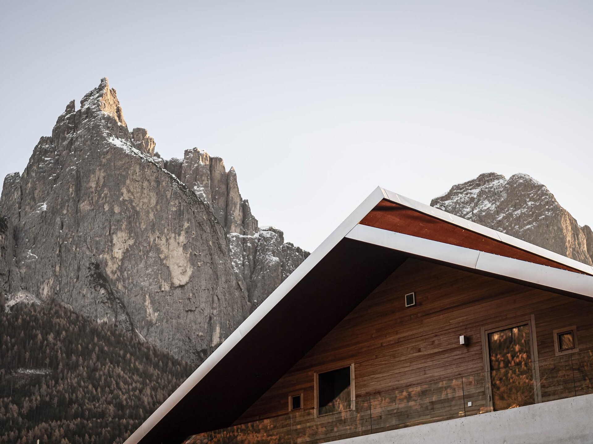 La Paula Apartments & Suites