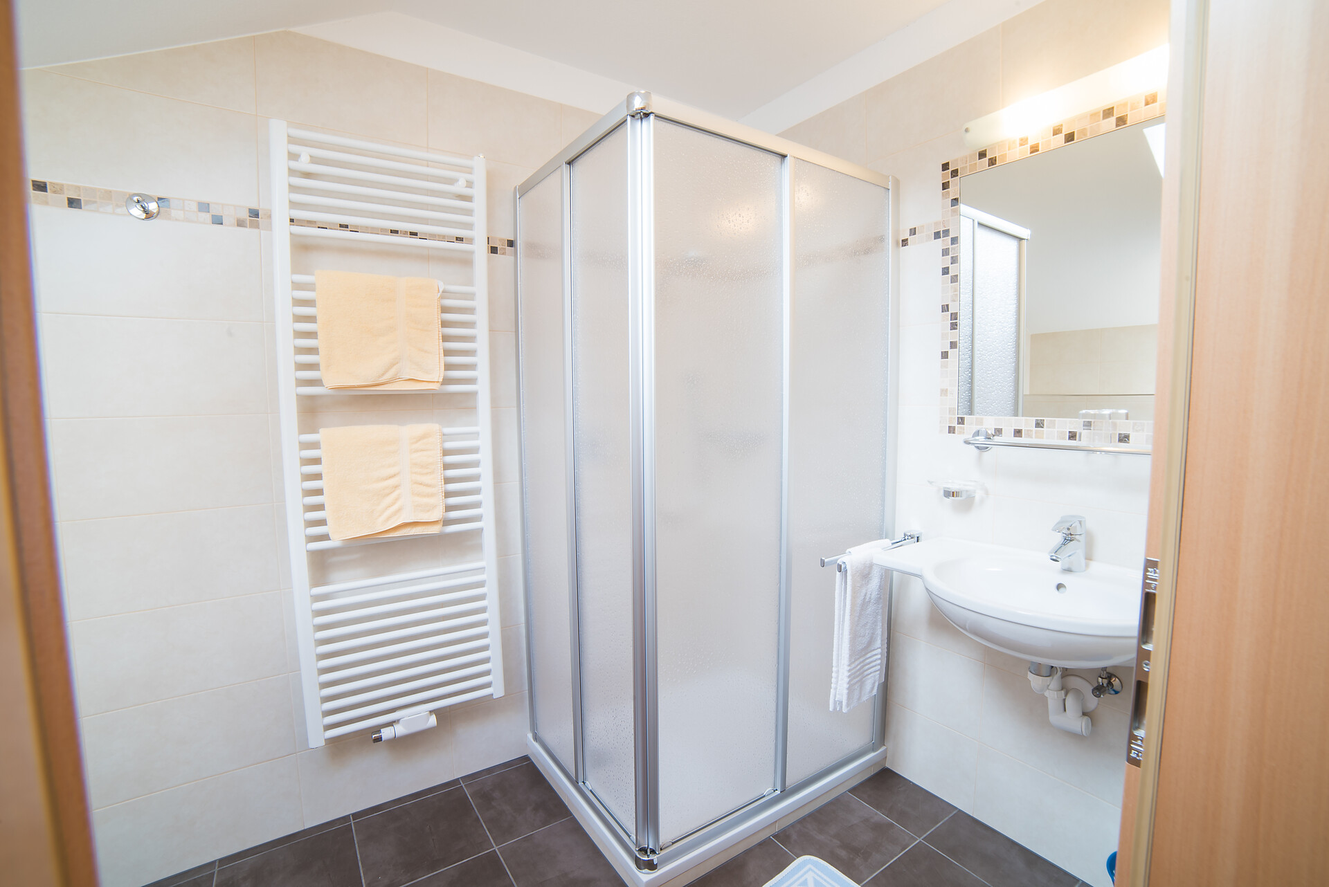 Pension Gruber Rasen-Antholz 16 suedtirol.info