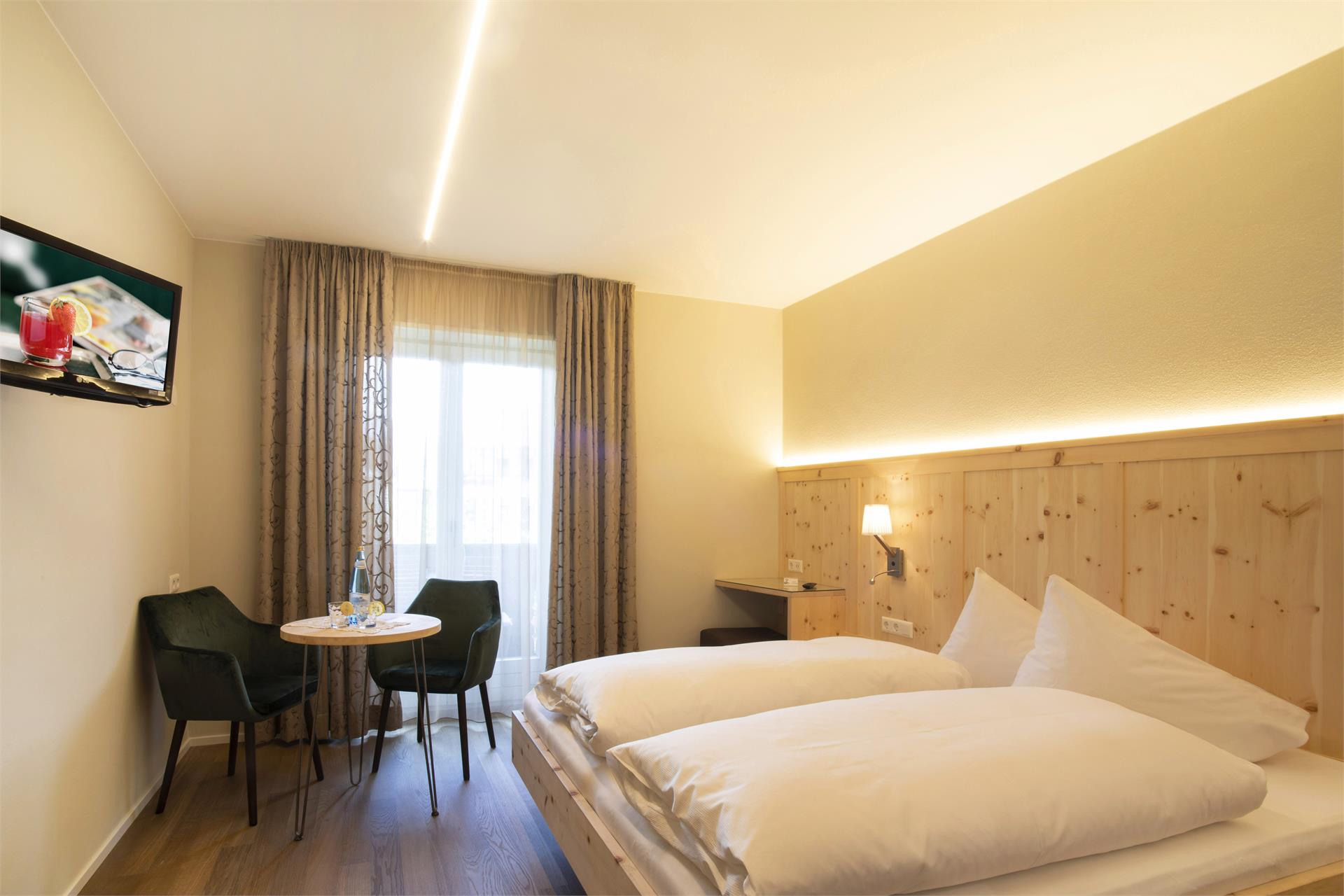 Pension Hilpold Lana 28 suedtirol.info