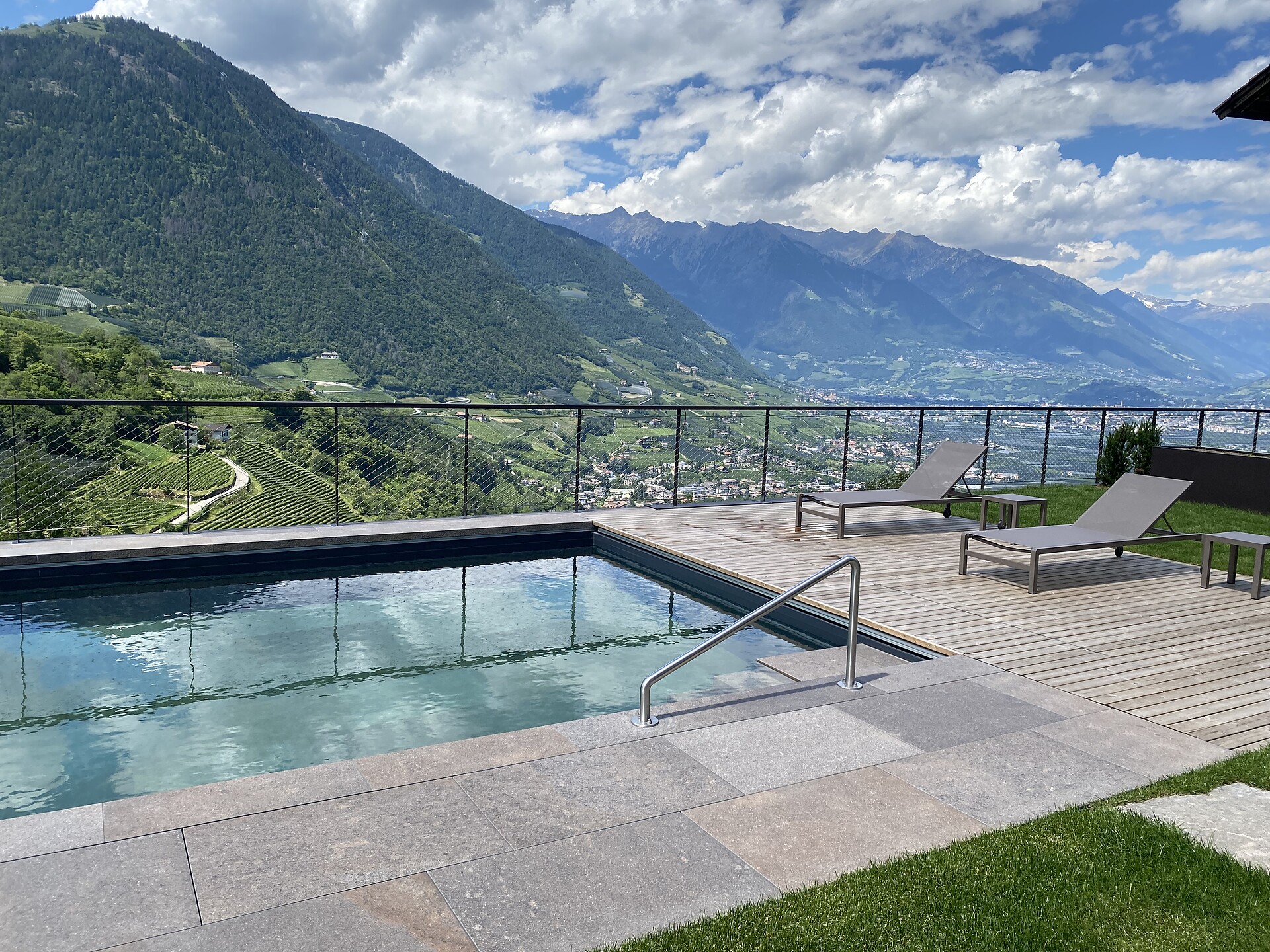 swimminpool
