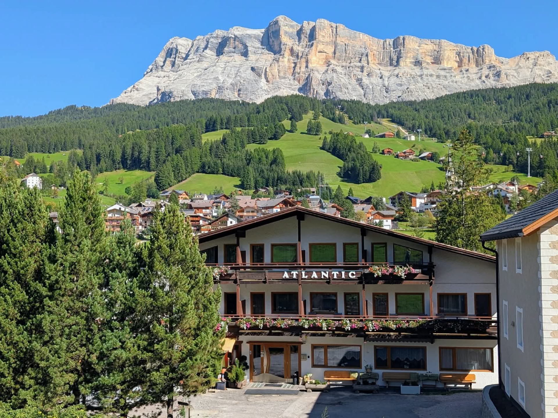 Boarding House Atlantic - Dolomites Region Alta Badia - #1 - suedtirol.info