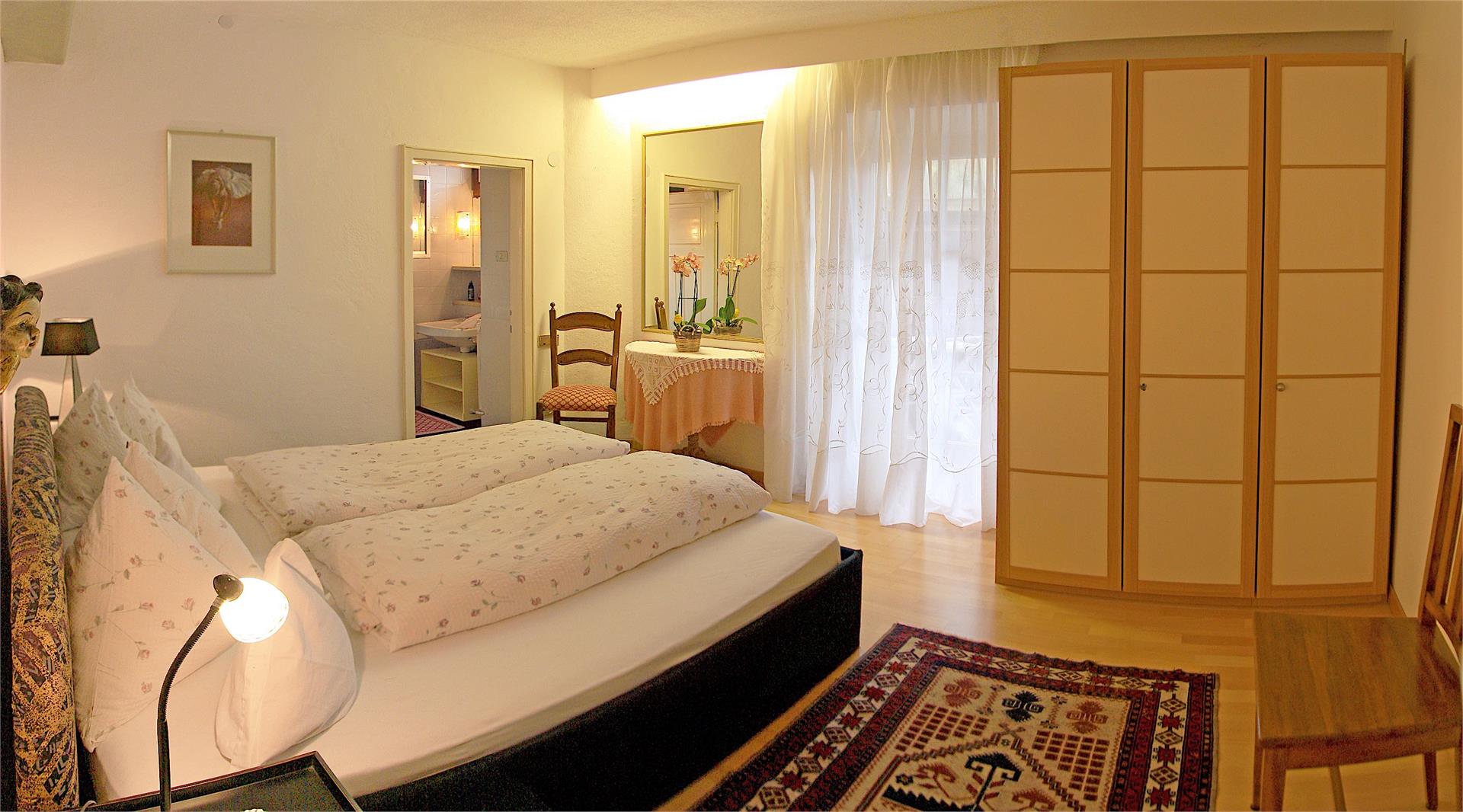 Pension Bergmann Burgstall 9 suedtirol.info