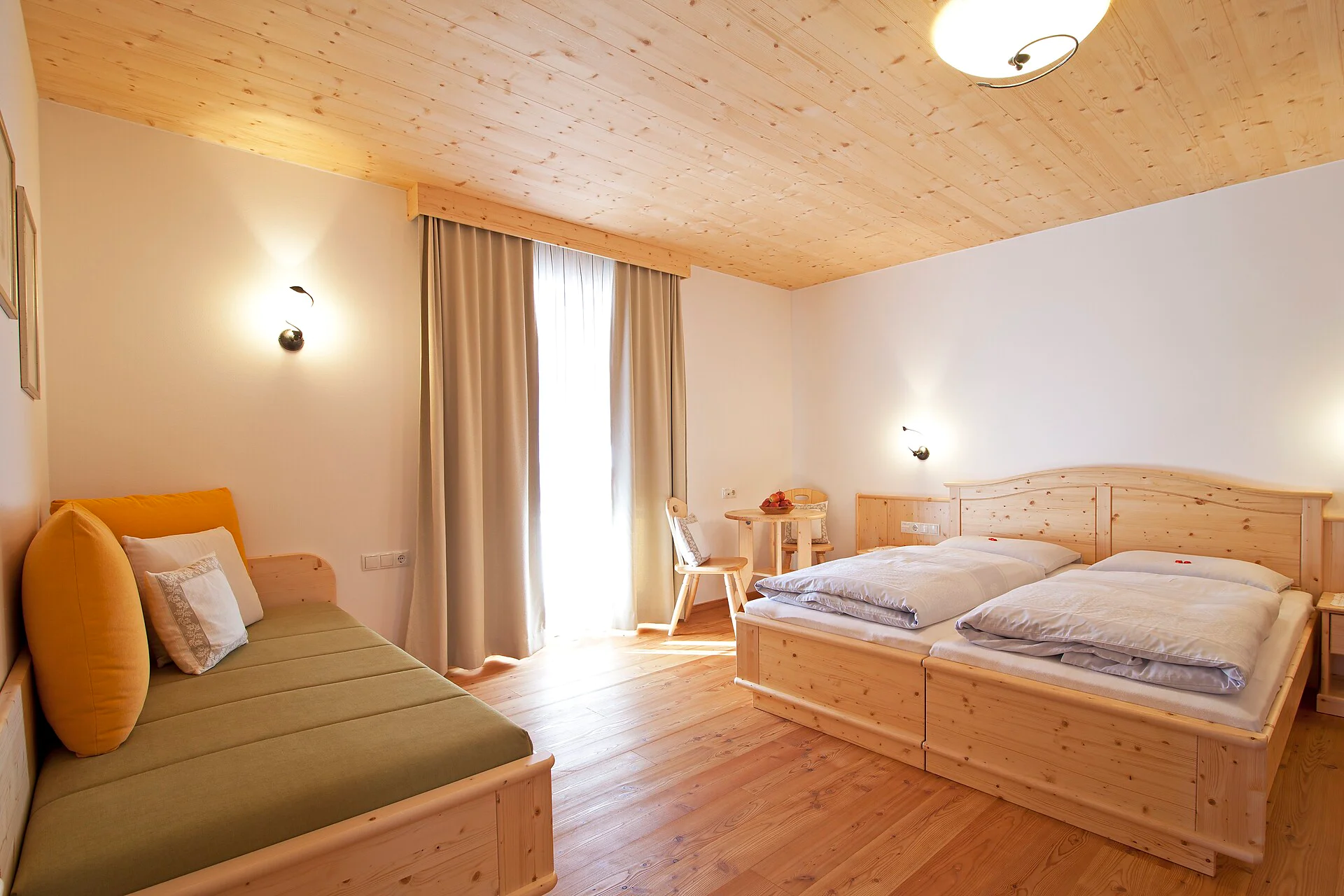 Pension Lienharterhof Monguelfo-Tesido 12 suedtirol.info
