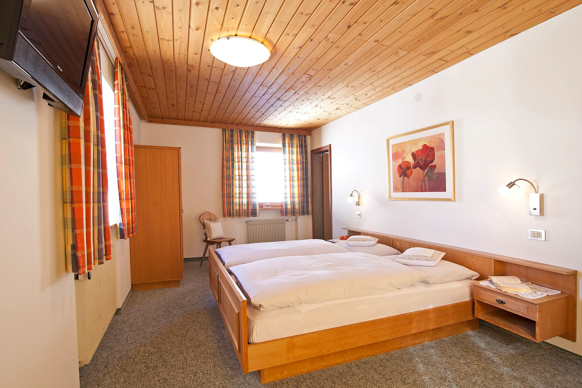 Pension Lienharterhof Monguelfo-Tesido 2 suedtirol.info