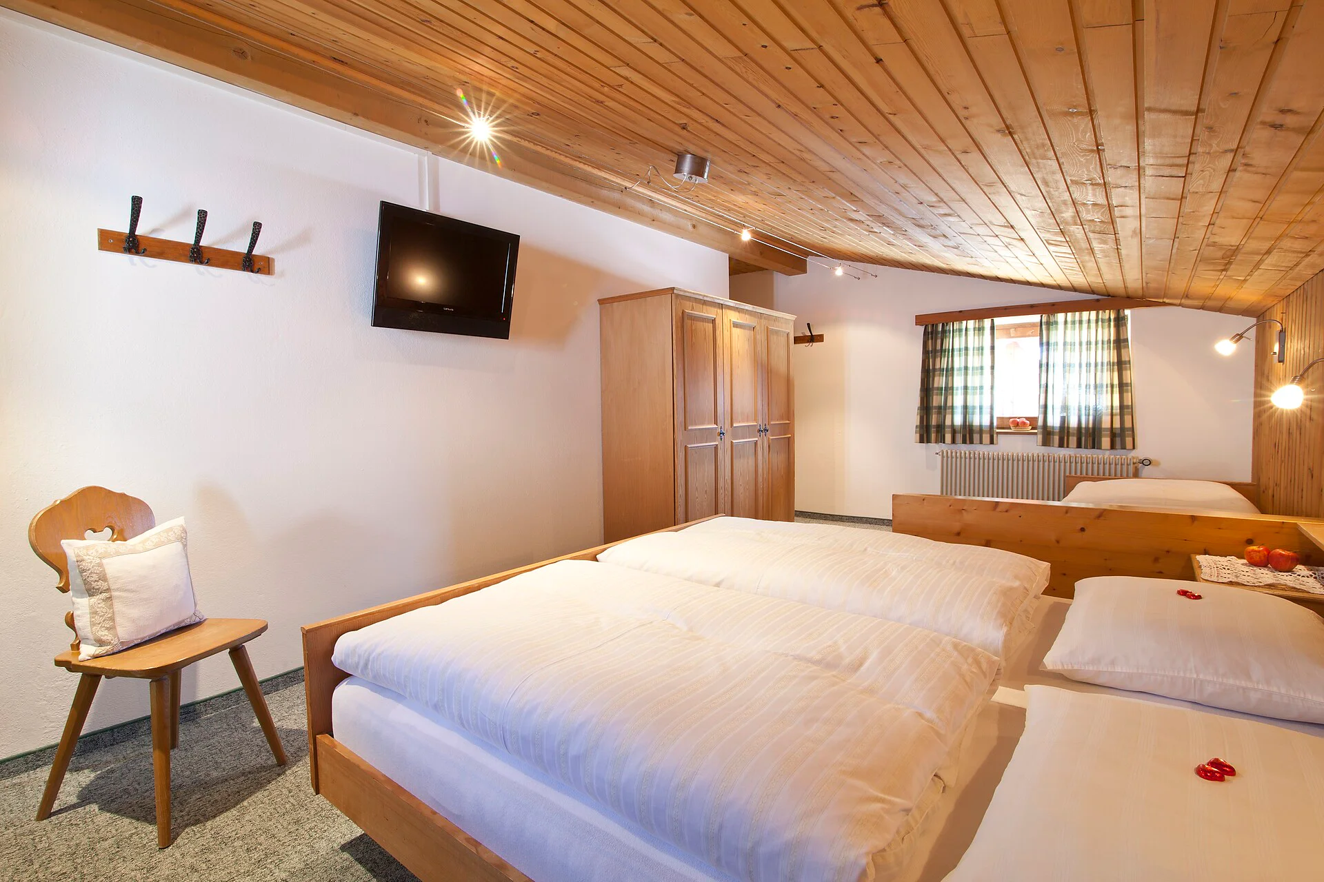 Pension Lienharterhof Monguelfo-Tesido 6 suedtirol.info