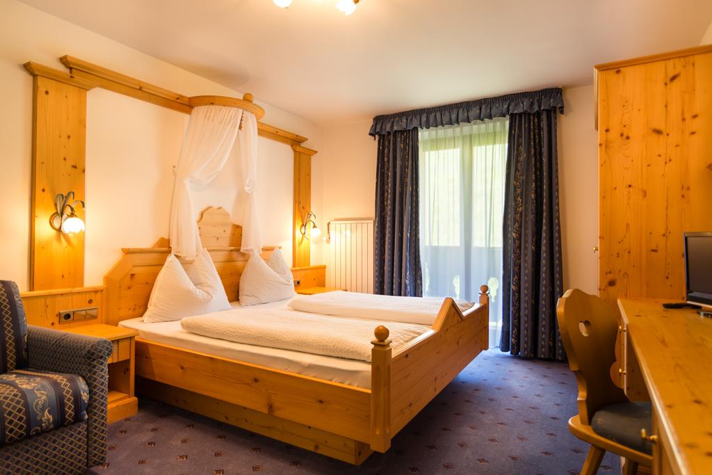 Pensione Reaserhof Racines 4 suedtirol.info