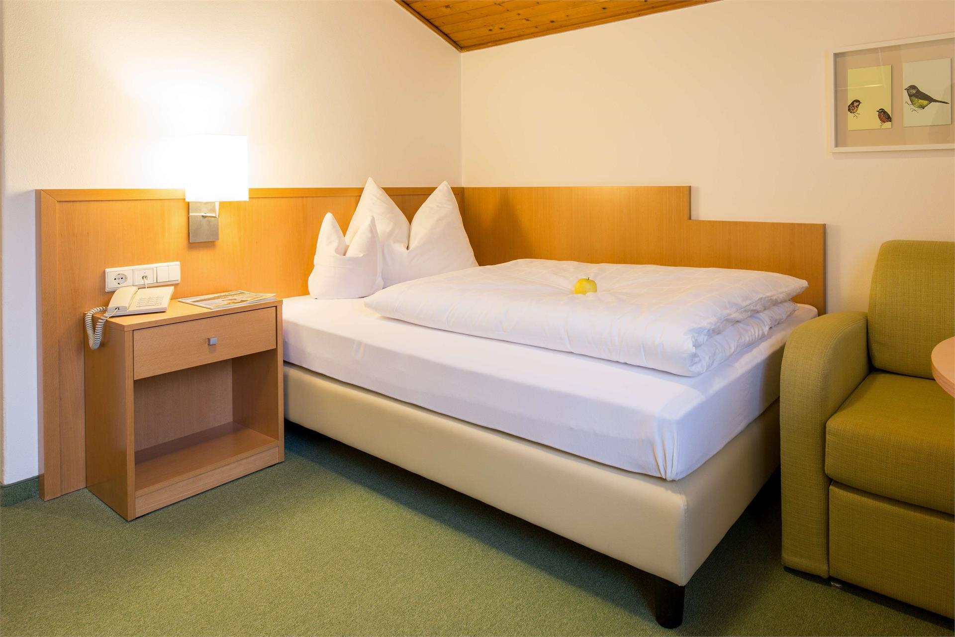 Pension An der Linde Algund 28 suedtirol.info