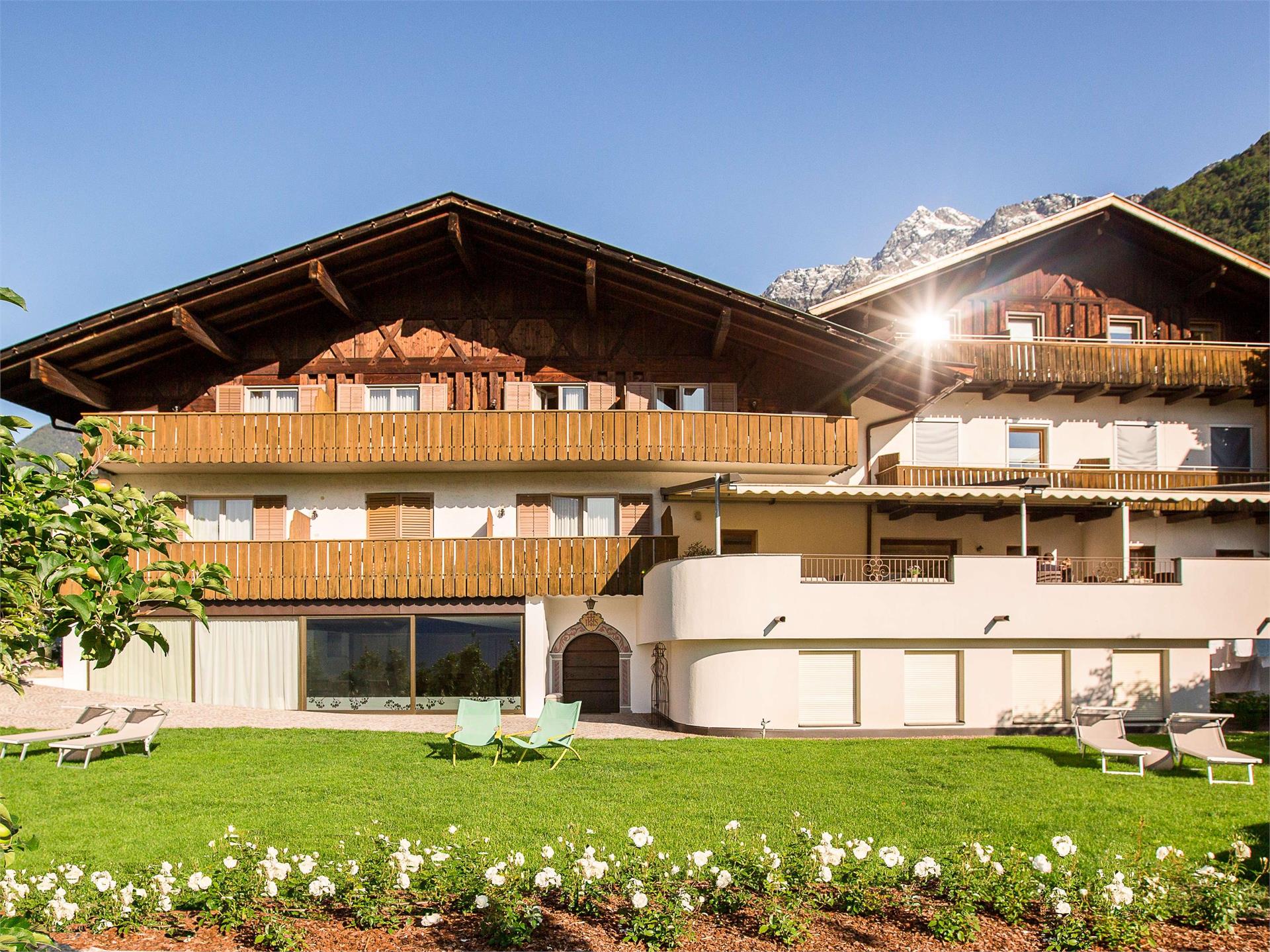 Pension An der Linde Algund 1 suedtirol.info
