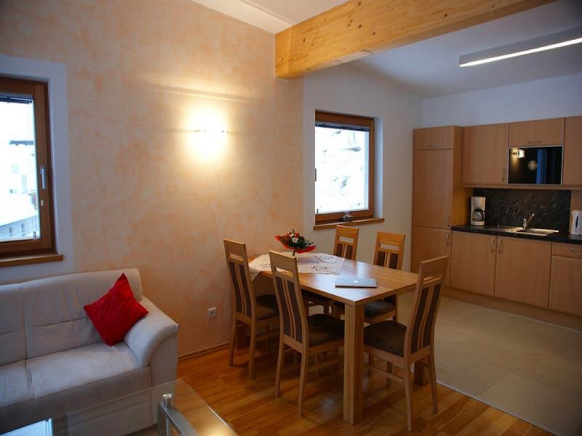 Appartment mit Balkon