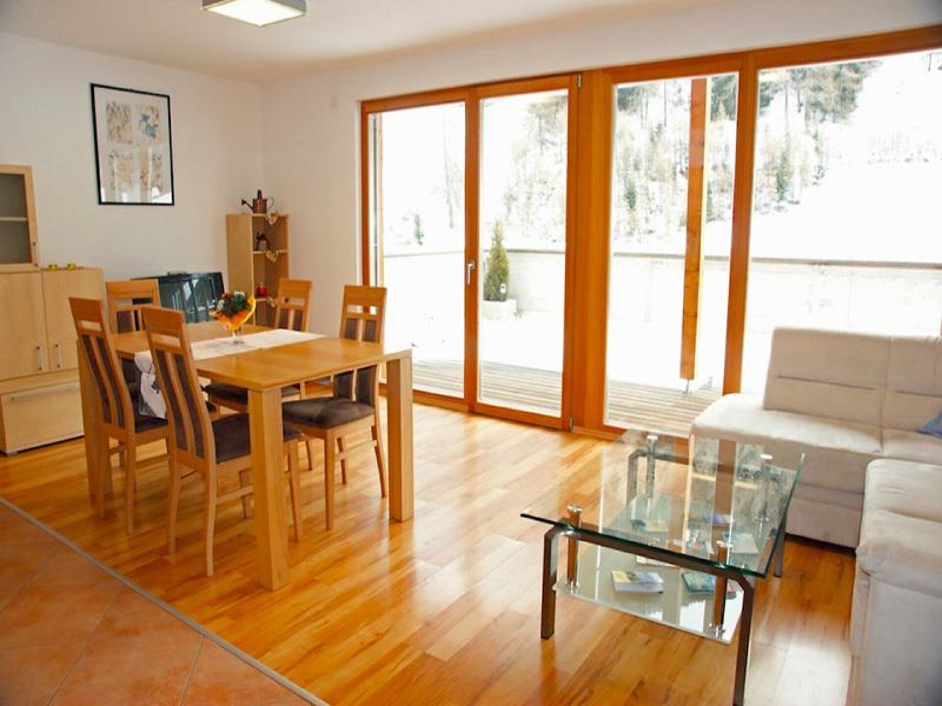 Appartment mit Terasse