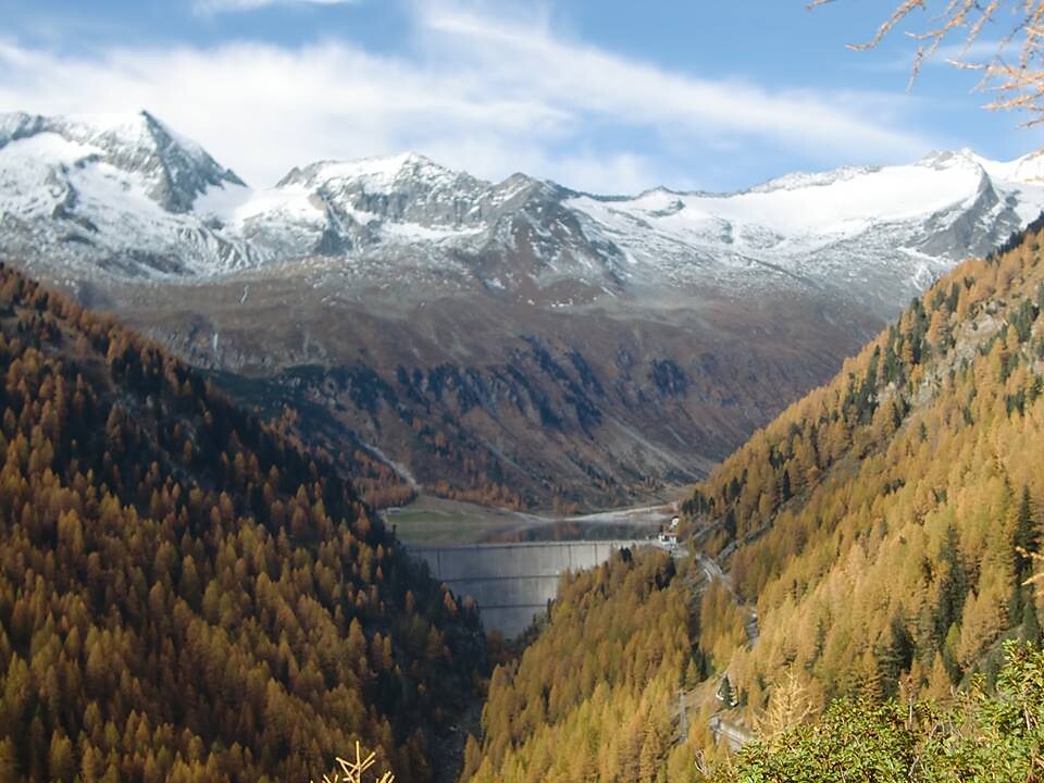 View towards Neves Reservoir