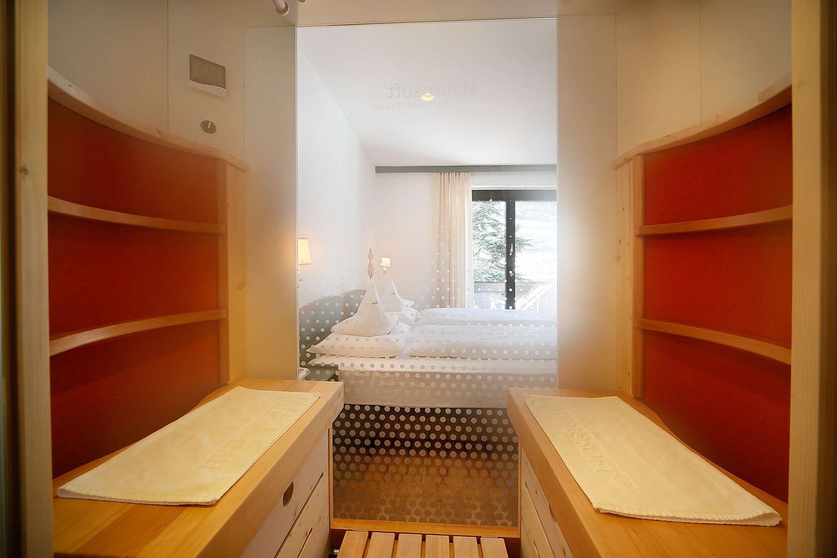 Hydrosoft Sauna in the room