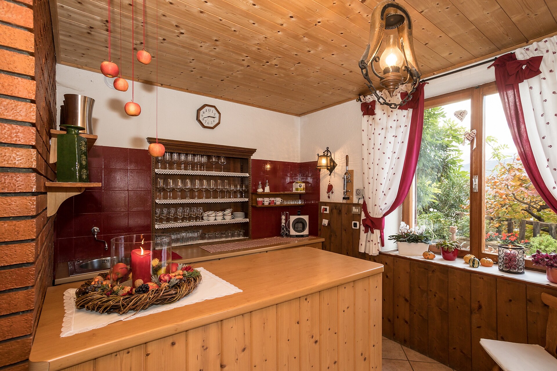 bar