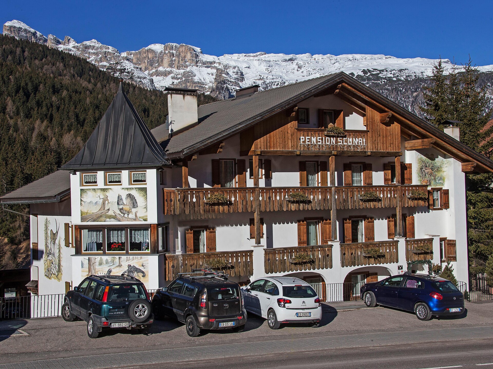 Pensione Scunëi Badia 1 suedtirol.info
