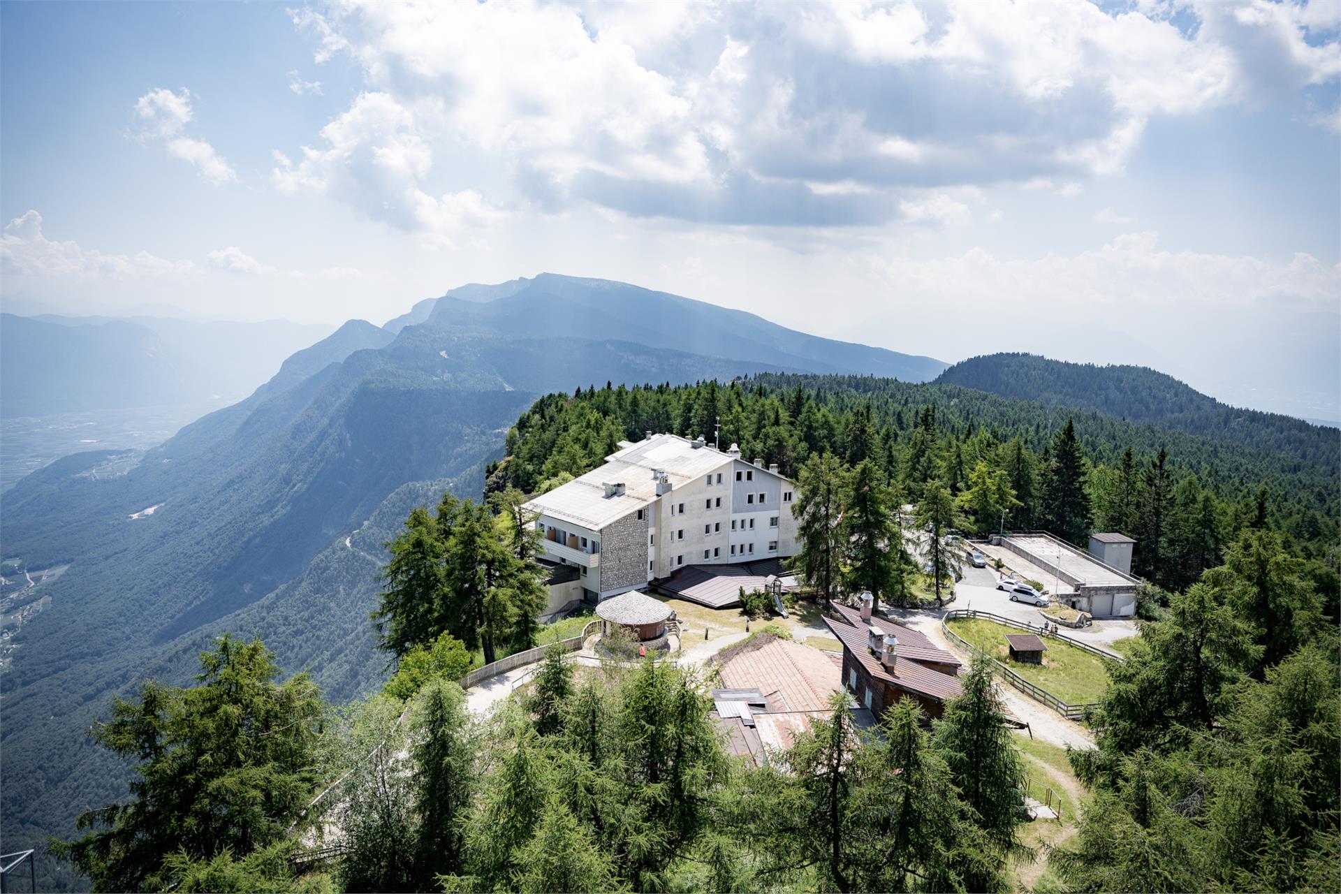 PanoramaHotel Penegal Kaltern an der Weinstraße/Caldaro sulla Strada del Vino 26 suedtirol.info