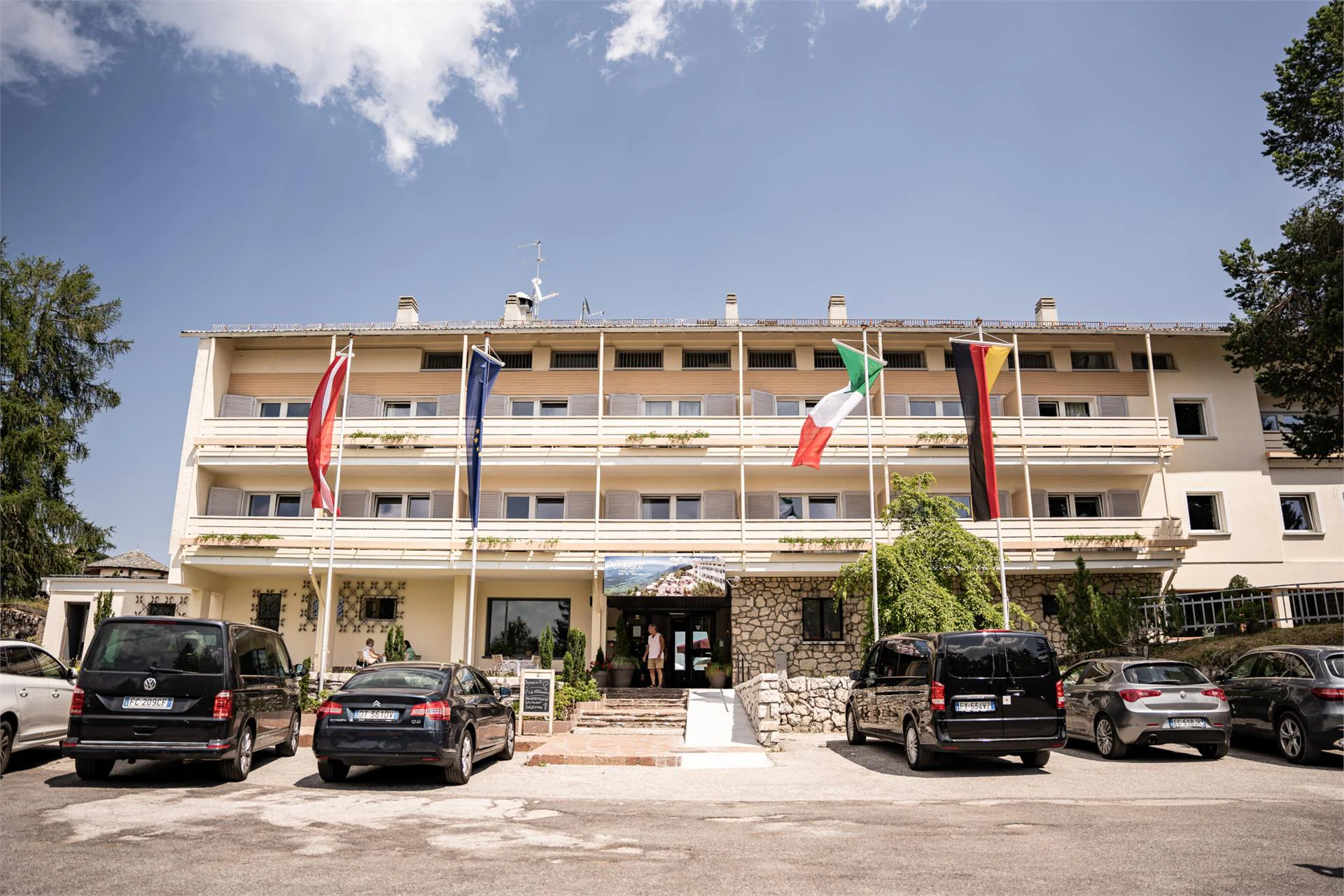 PanoramaHotel Penegal Caldaro sulla Strada del Vino 29 suedtirol.info