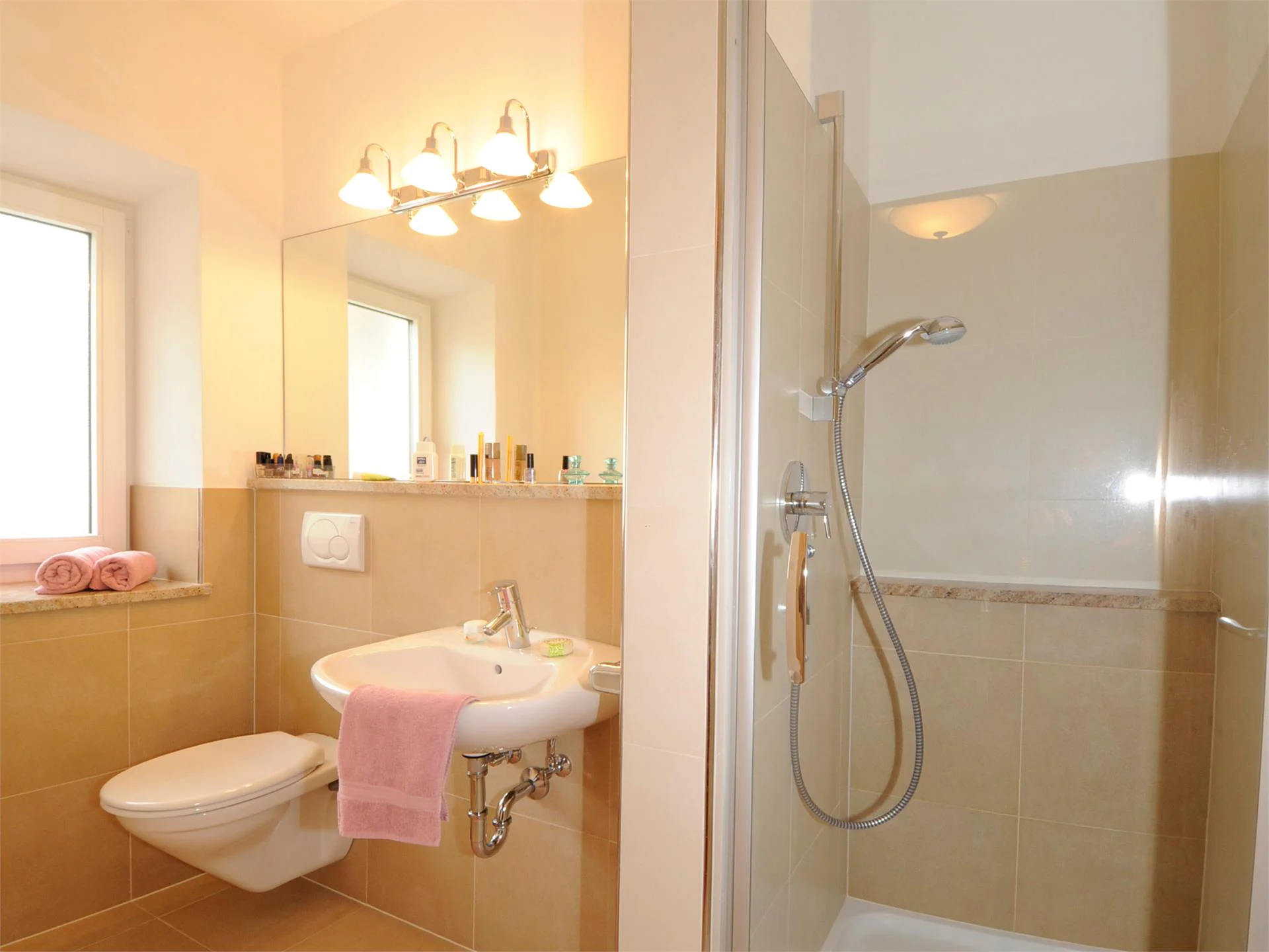 Pension / Apartments Oberwirtshof Riffian/Rifiano 4 suedtirol.info