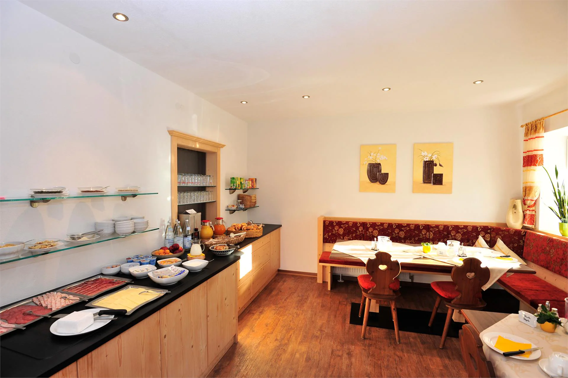 Pension / Apartments Oberwirtshof Riffian/Rifiano 11 suedtirol.info