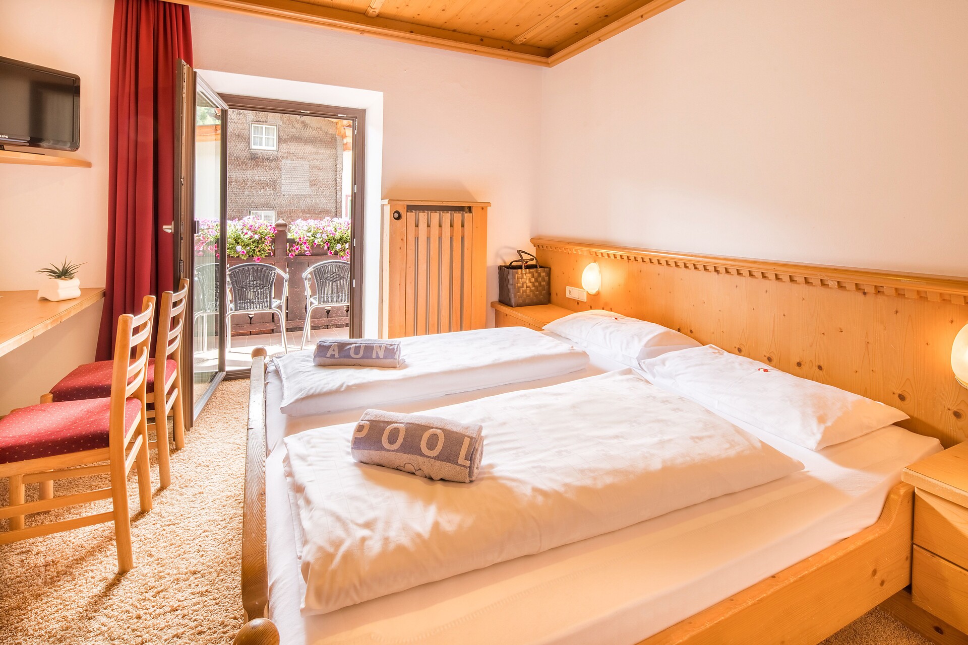 Double bed room with balcony Senales Maso Corto Glacier