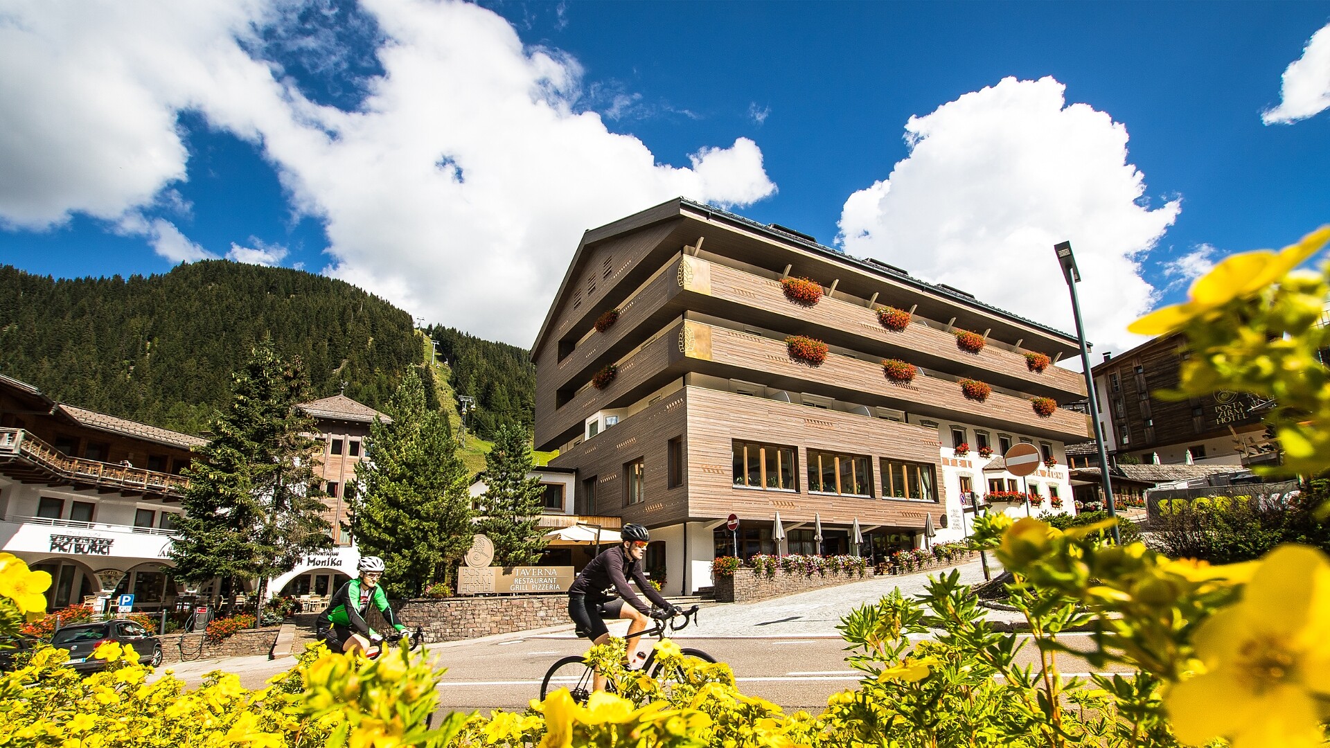 Posta Zirm Hotel Srl