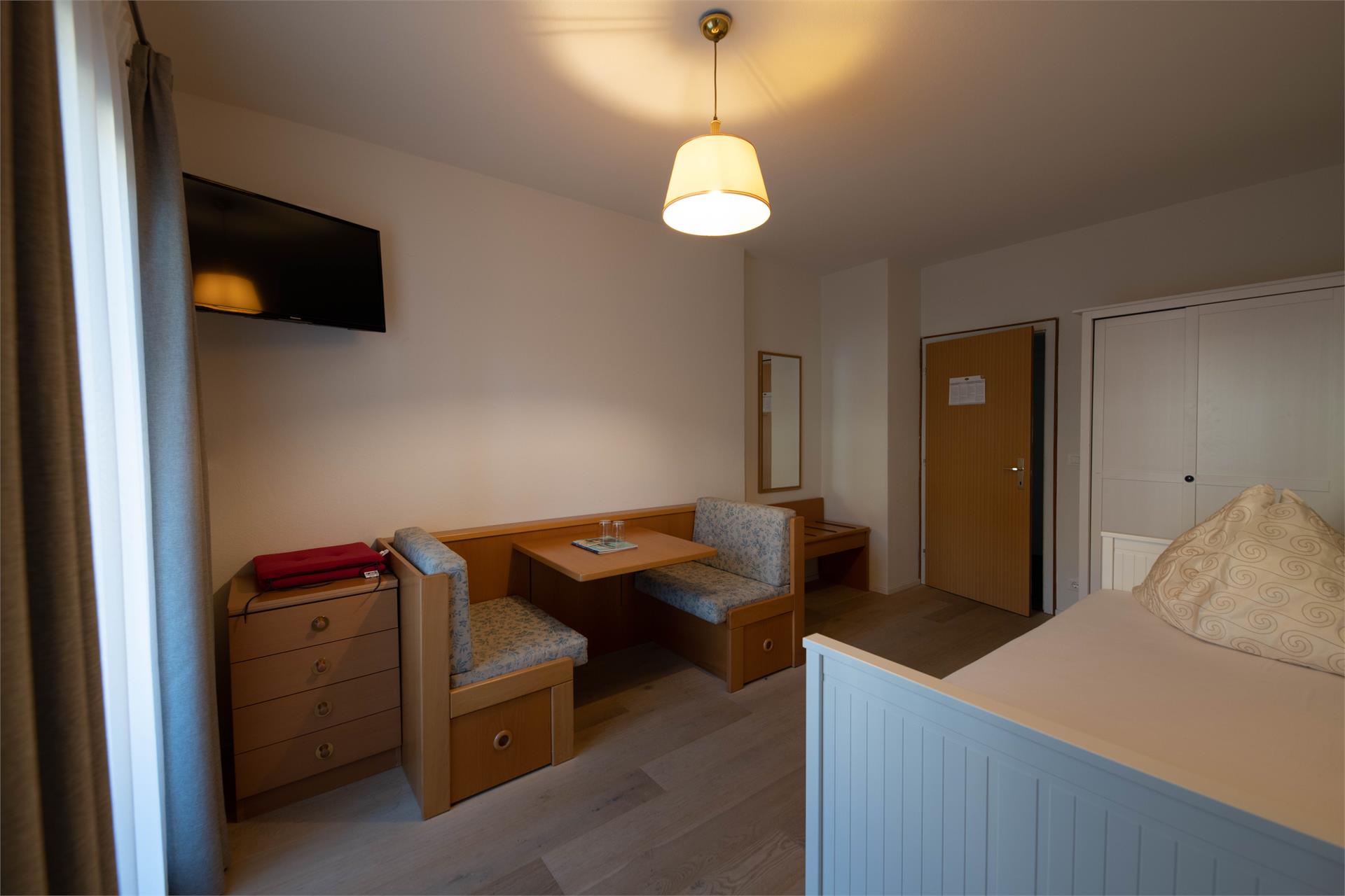 Pension Klotznerhof Schenna 15 suedtirol.info