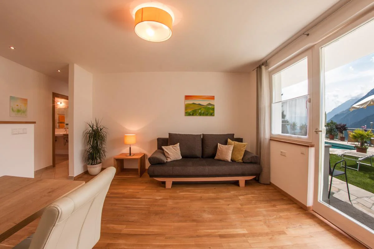 Pension-Appartements Verdinserhöhe Schenna 17 suedtirol.info