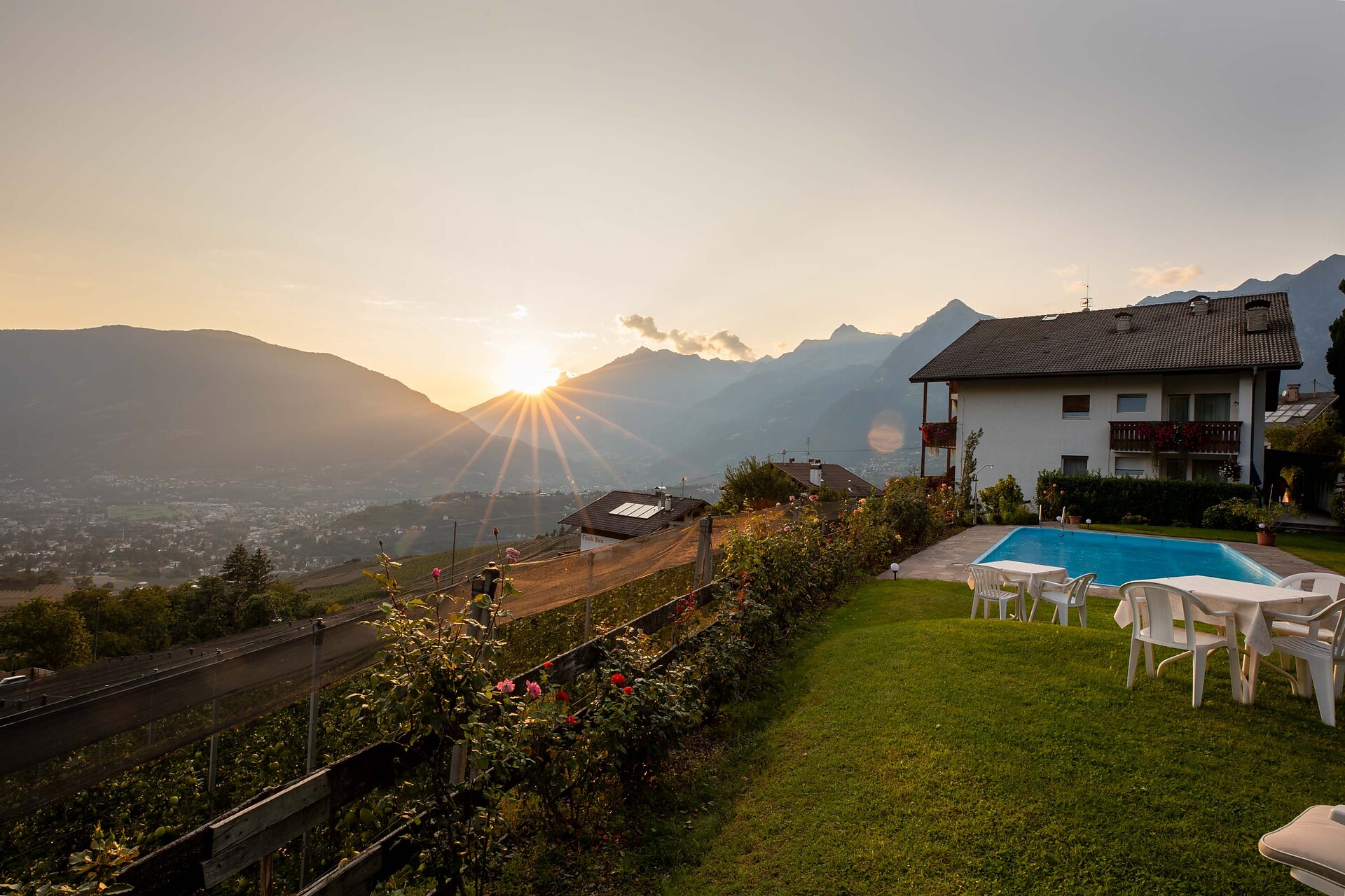 Panorama Hotel St. Georgen Schenna/Scena 8 suedtirol.info