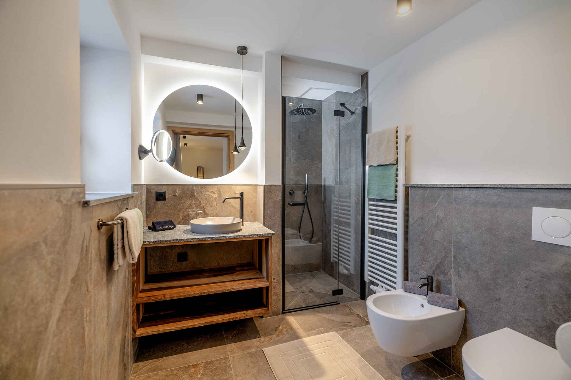 Badezimmer Skilehrer "Kommer"