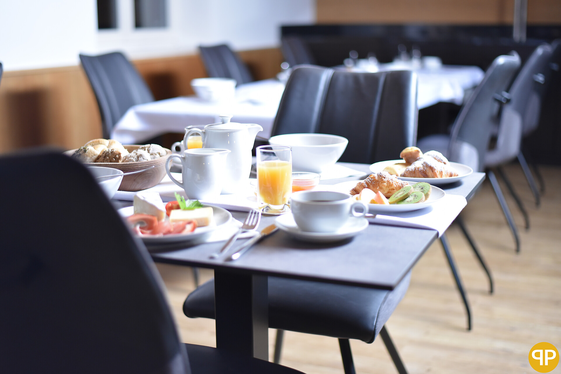 Frühstück auf der Sonnenterrasse