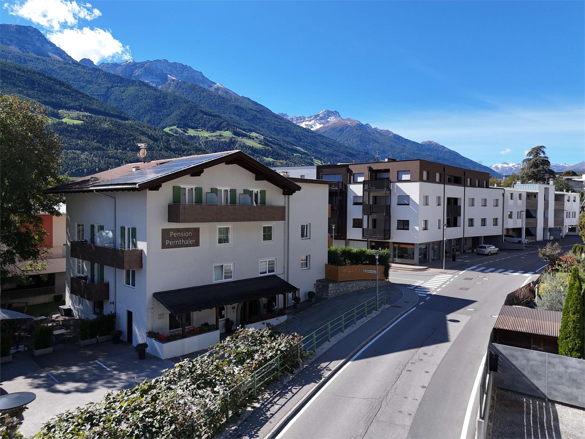 Pension Pernthaler Schlanders 1 suedtirol.info