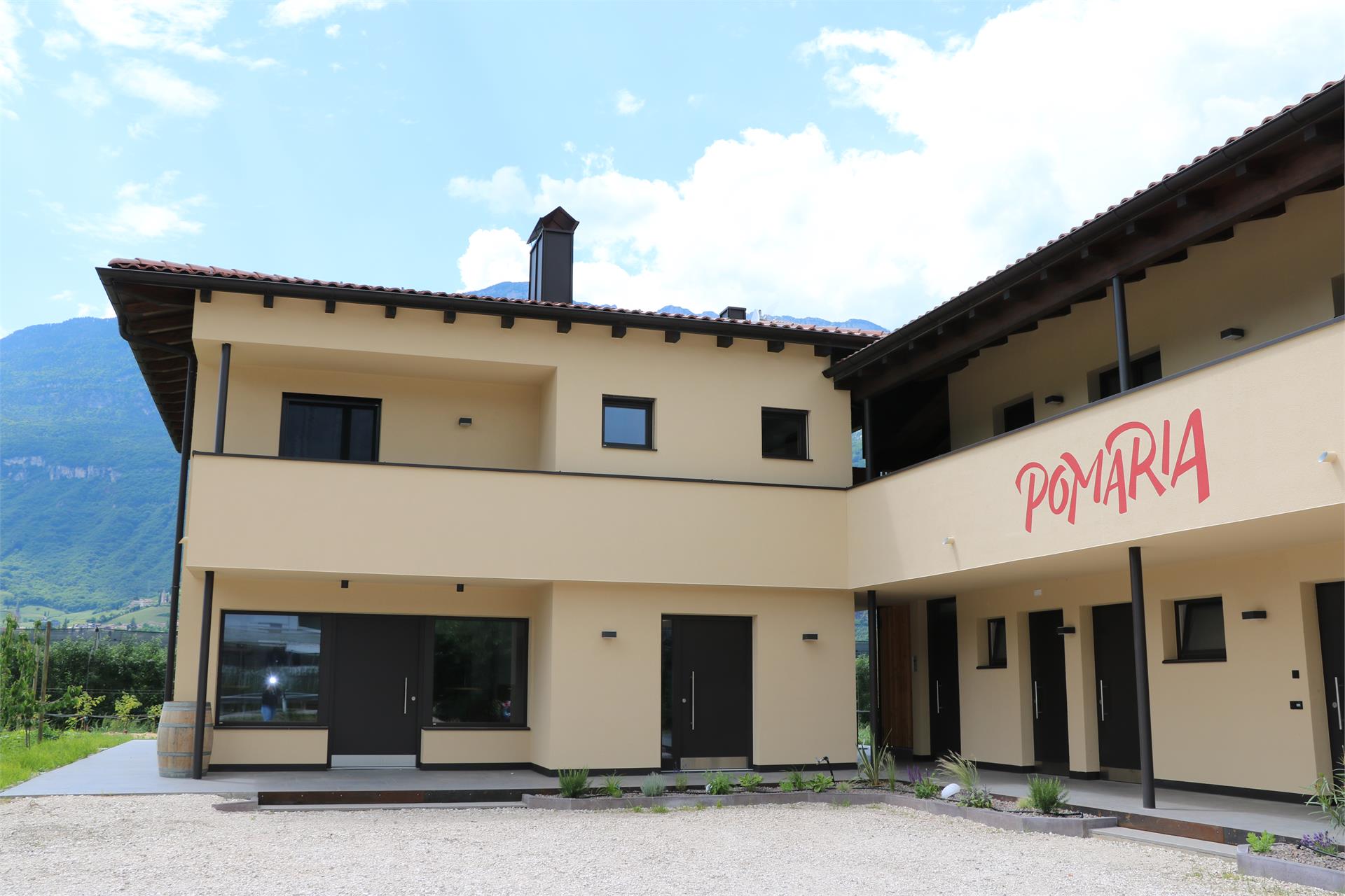 Pomaria Caldaro sulla Strada del Vino 2 suedtirol.info