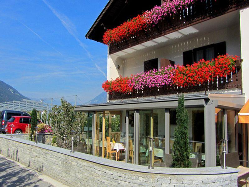 Pension Tannenhof Latsch/Laces 17 suedtirol.info