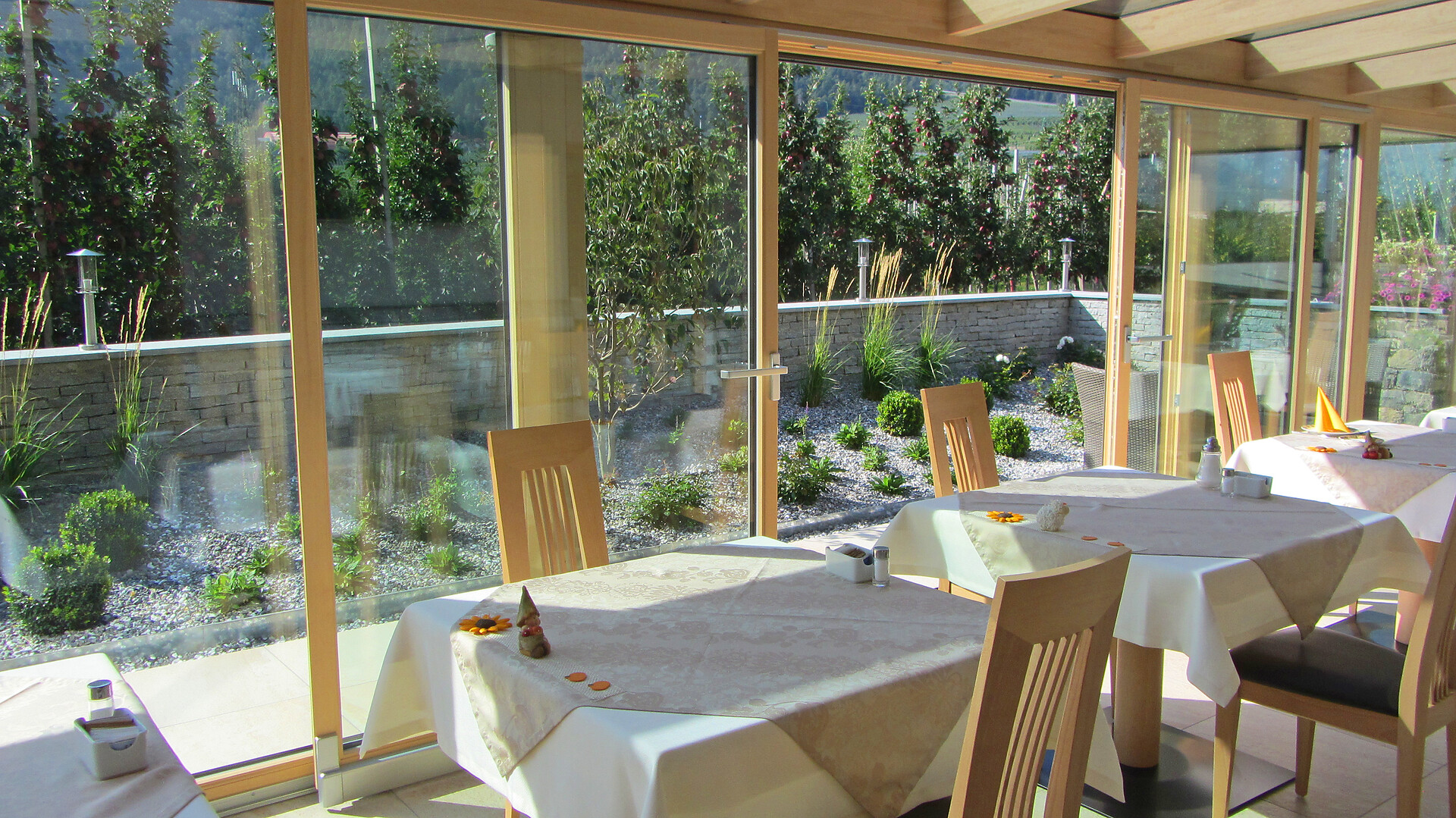 Pension Tannenhof Latsch/Laces 15 suedtirol.info