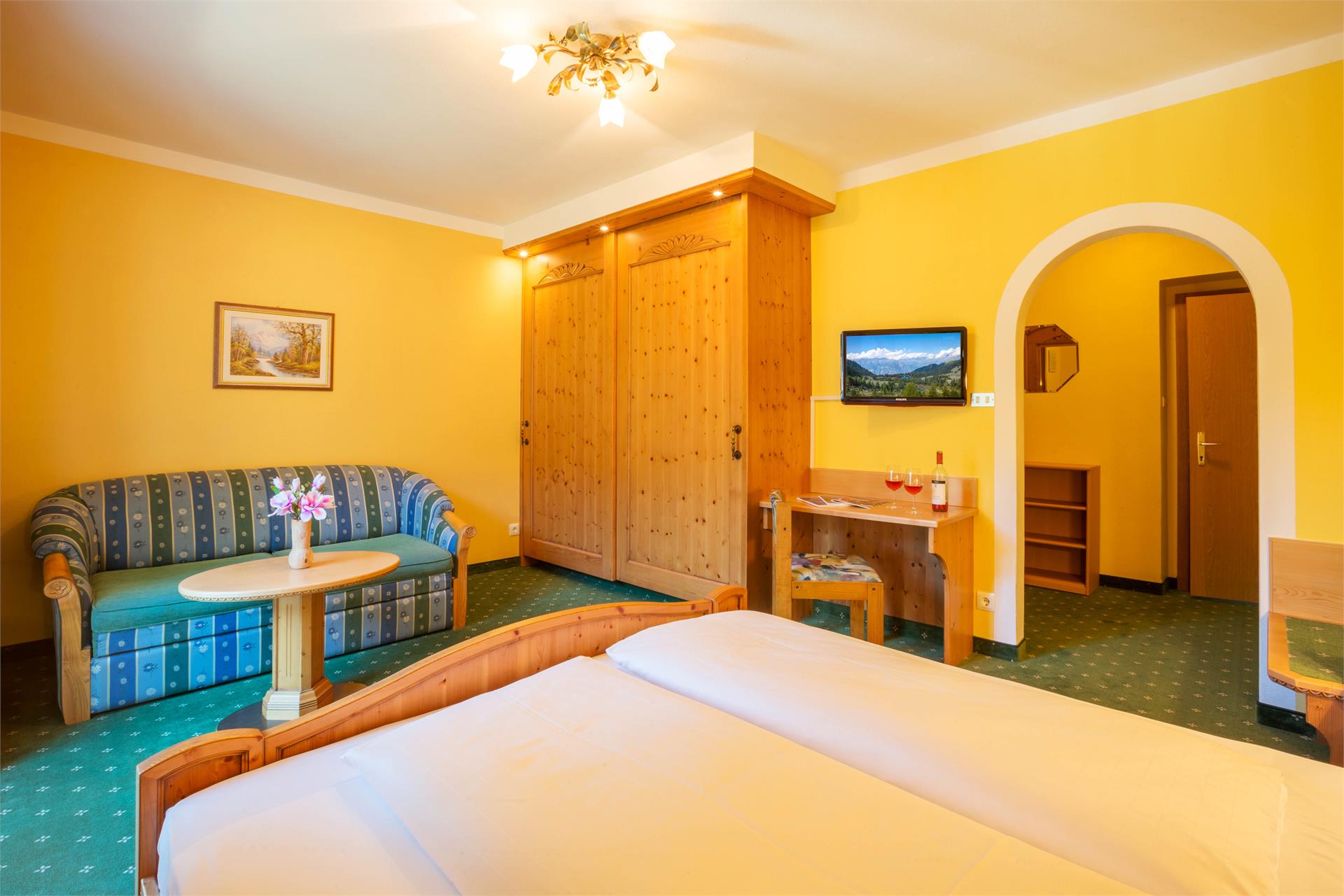 Pension Sachsalber Latsch 8 suedtirol.info
