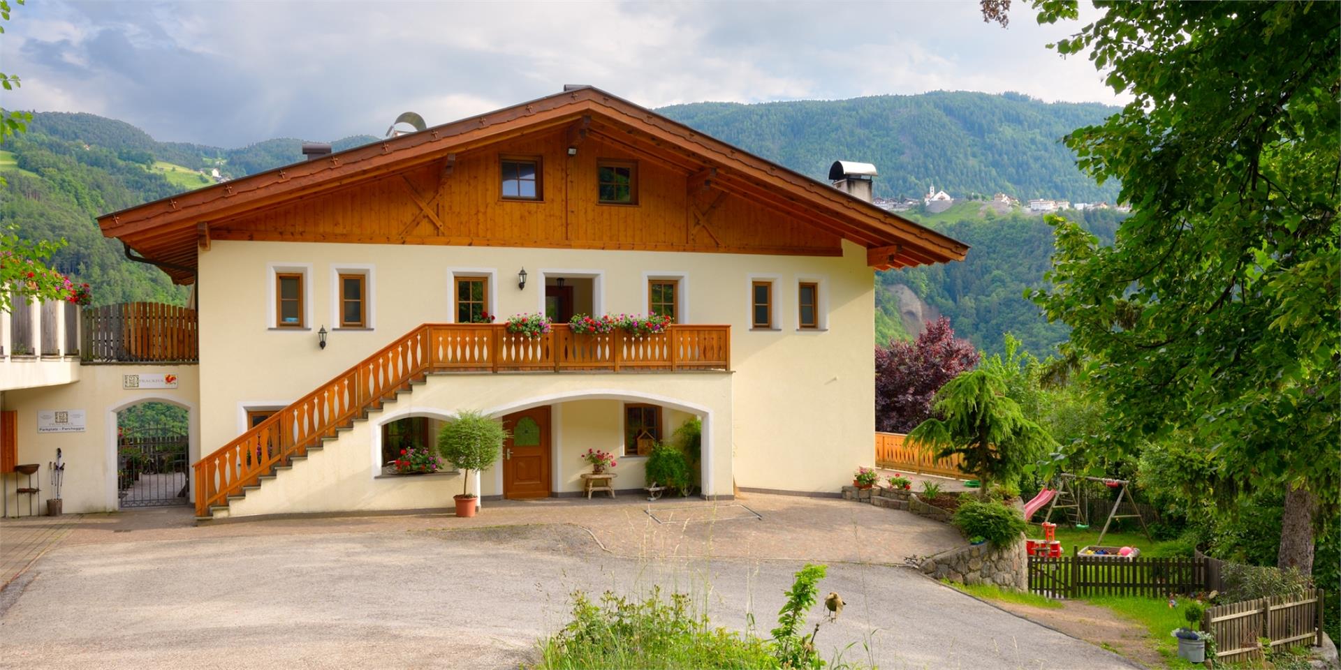 Prackfolerhof Völs am Schlern 1 suedtirol.info