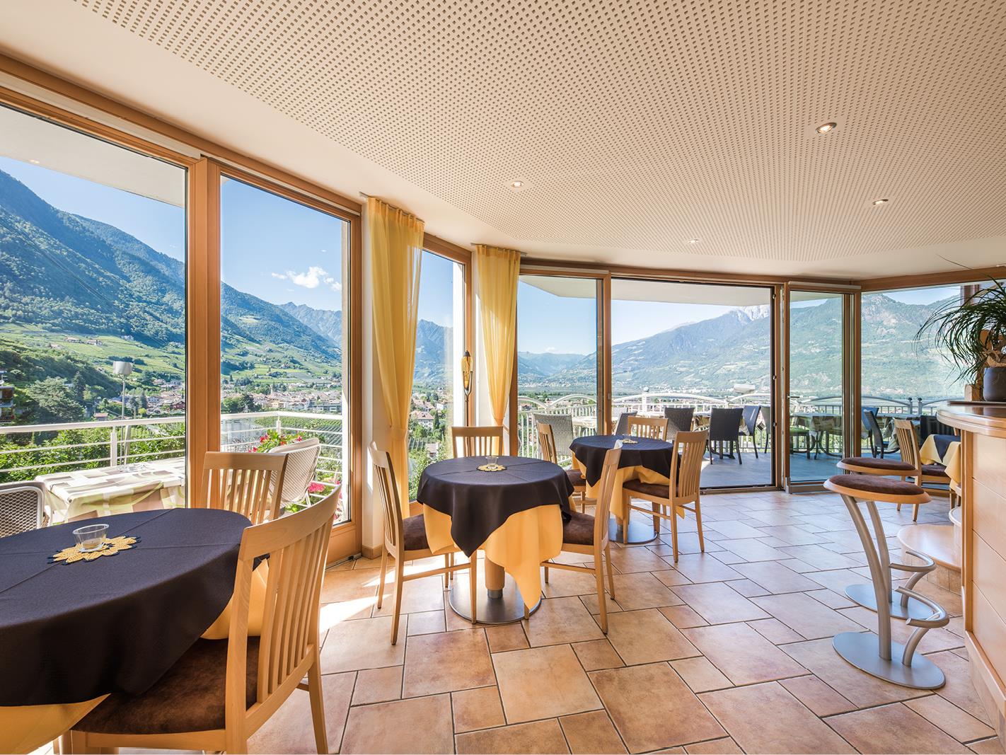 Panorama Garni-Hotel Bühlerhof Lana 7 suedtirol.info