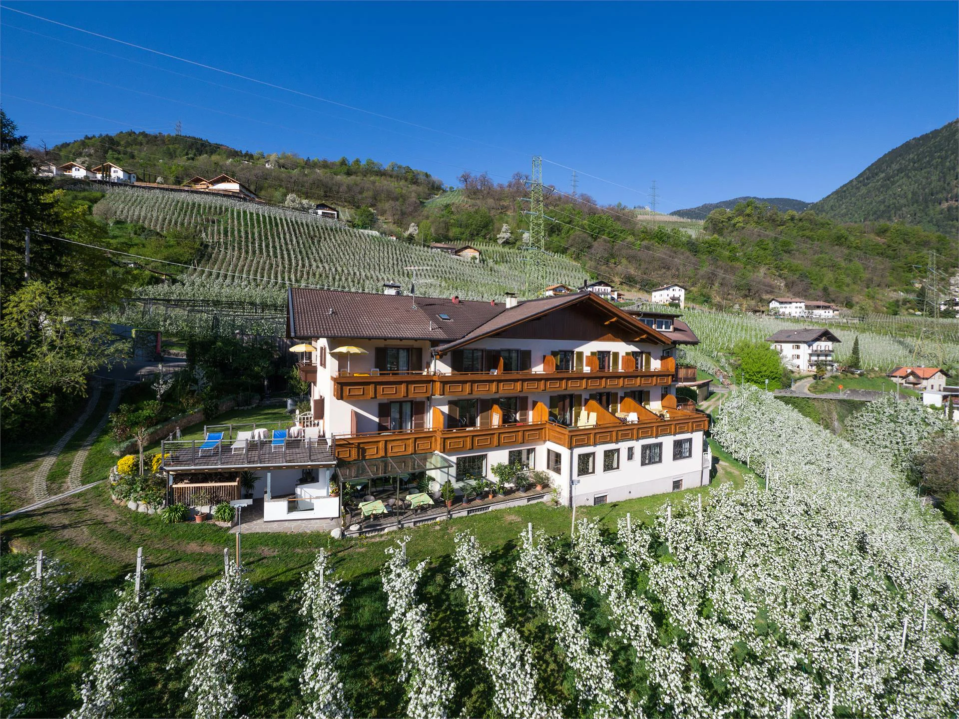 Panorama Garni-Hotel Bühlerhof Lana 1 suedtirol.info