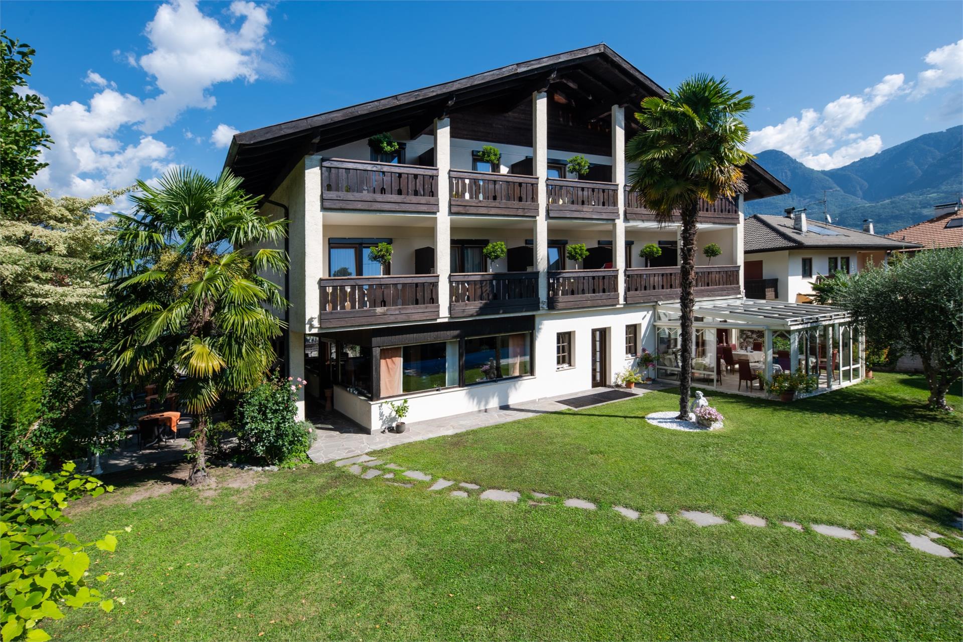Pensione Residence Weingarten Lana 9 suedtirol.info