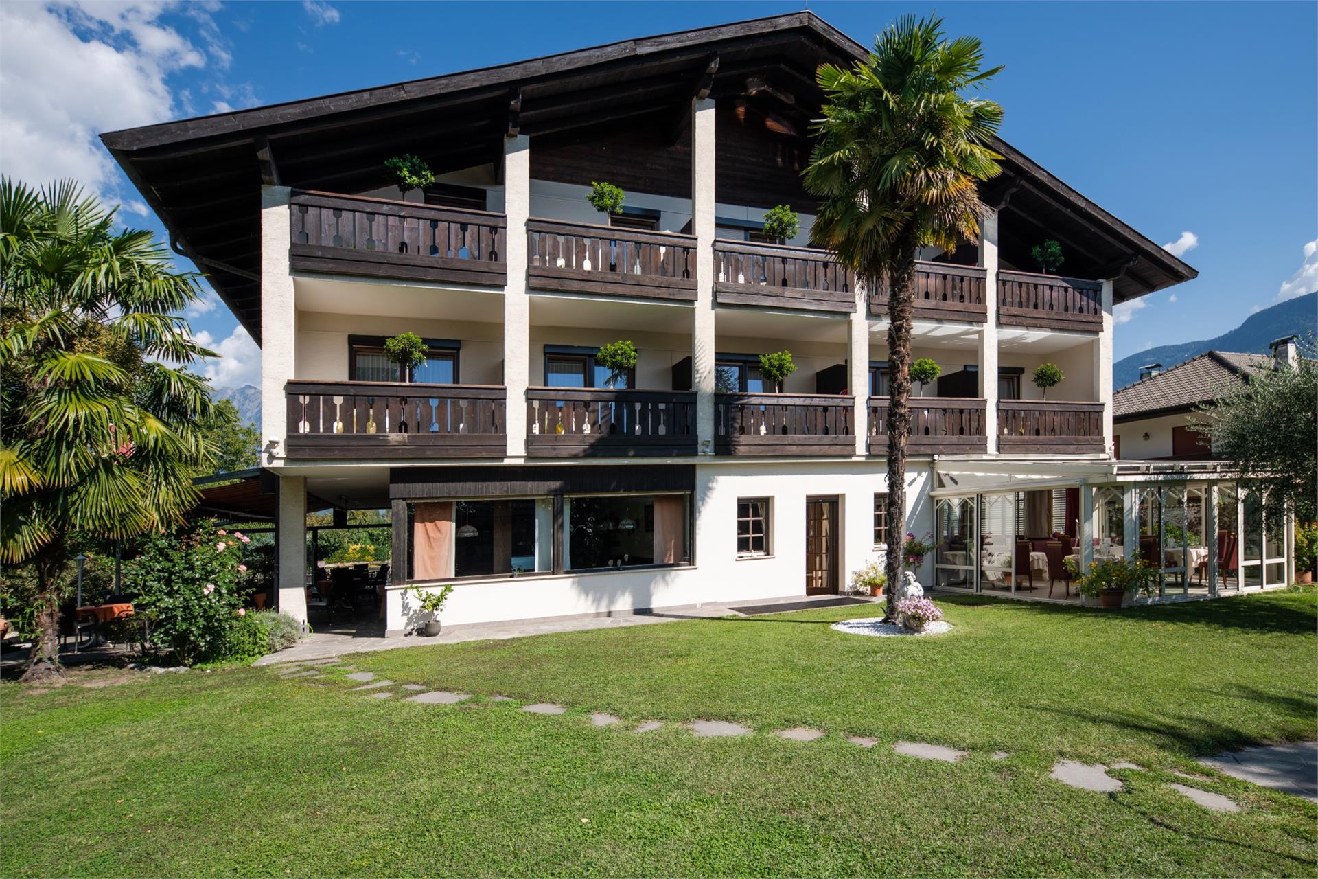 Pensione Residence Weingarten Lana 10 suedtirol.info