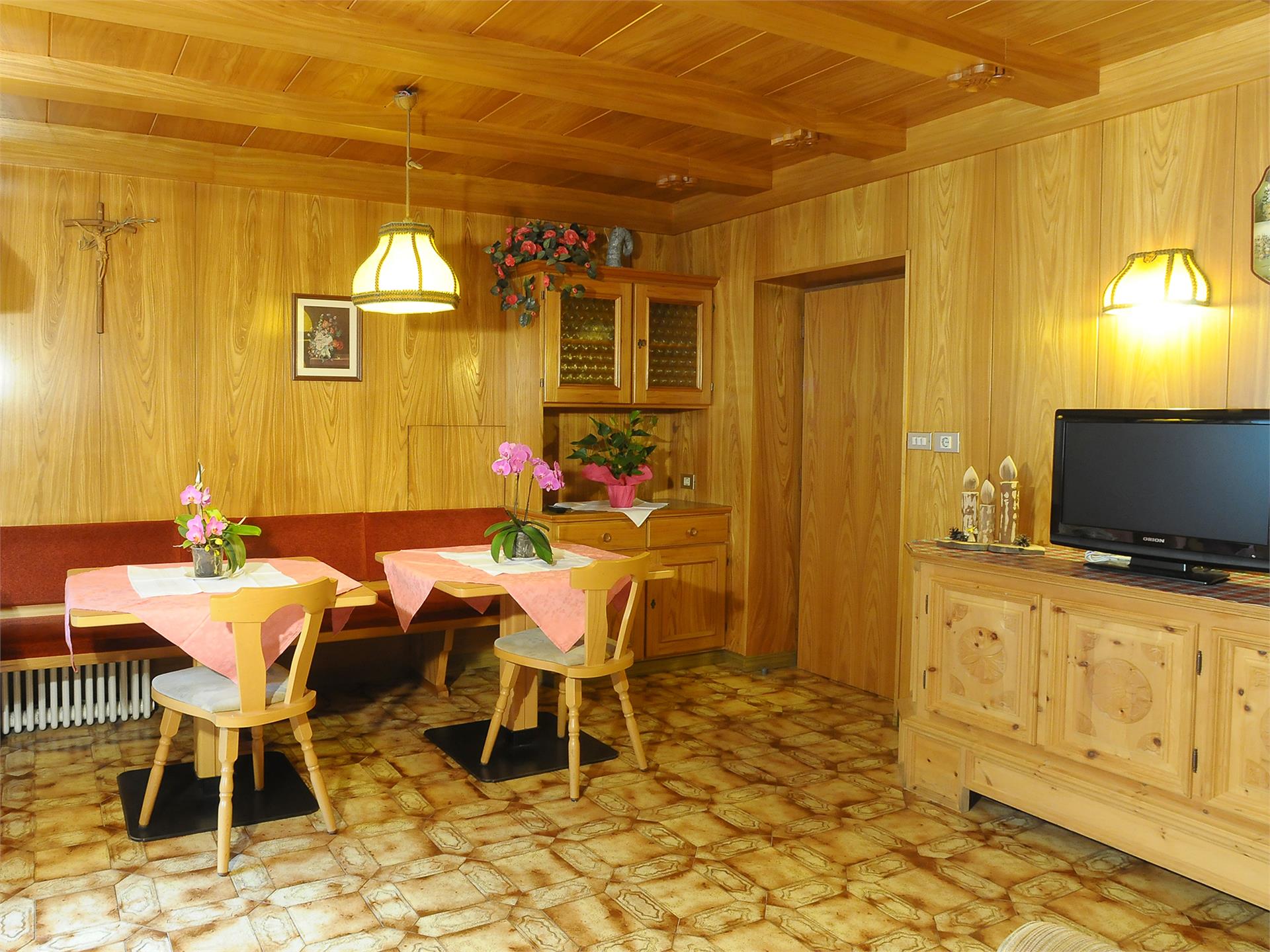Pension Amalia Badia 6 suedtirol.info
