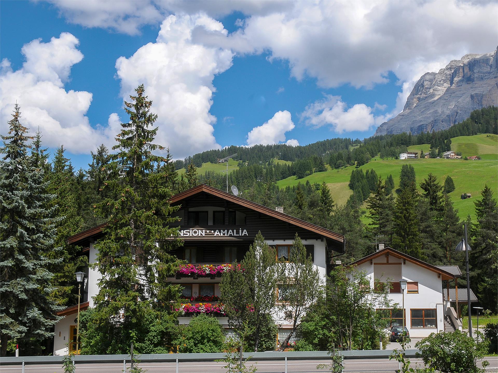 Pension Amalia Badia 13 suedtirol.info
