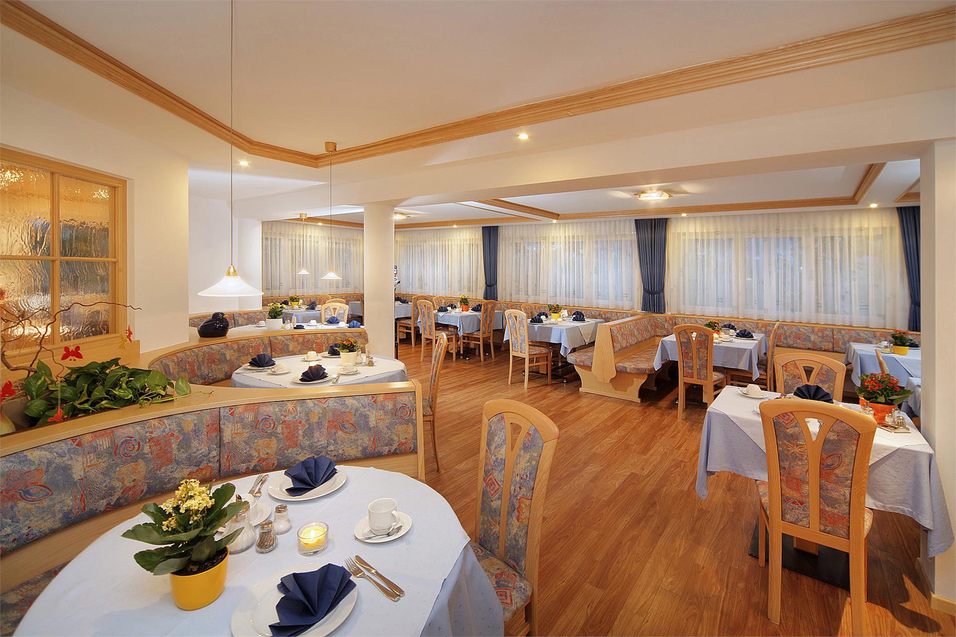Pension Paradies Algund 7 suedtirol.info