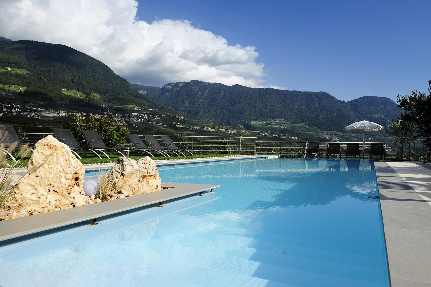 Pensione Schweigkofler Tirolo 2 suedtirol.info
