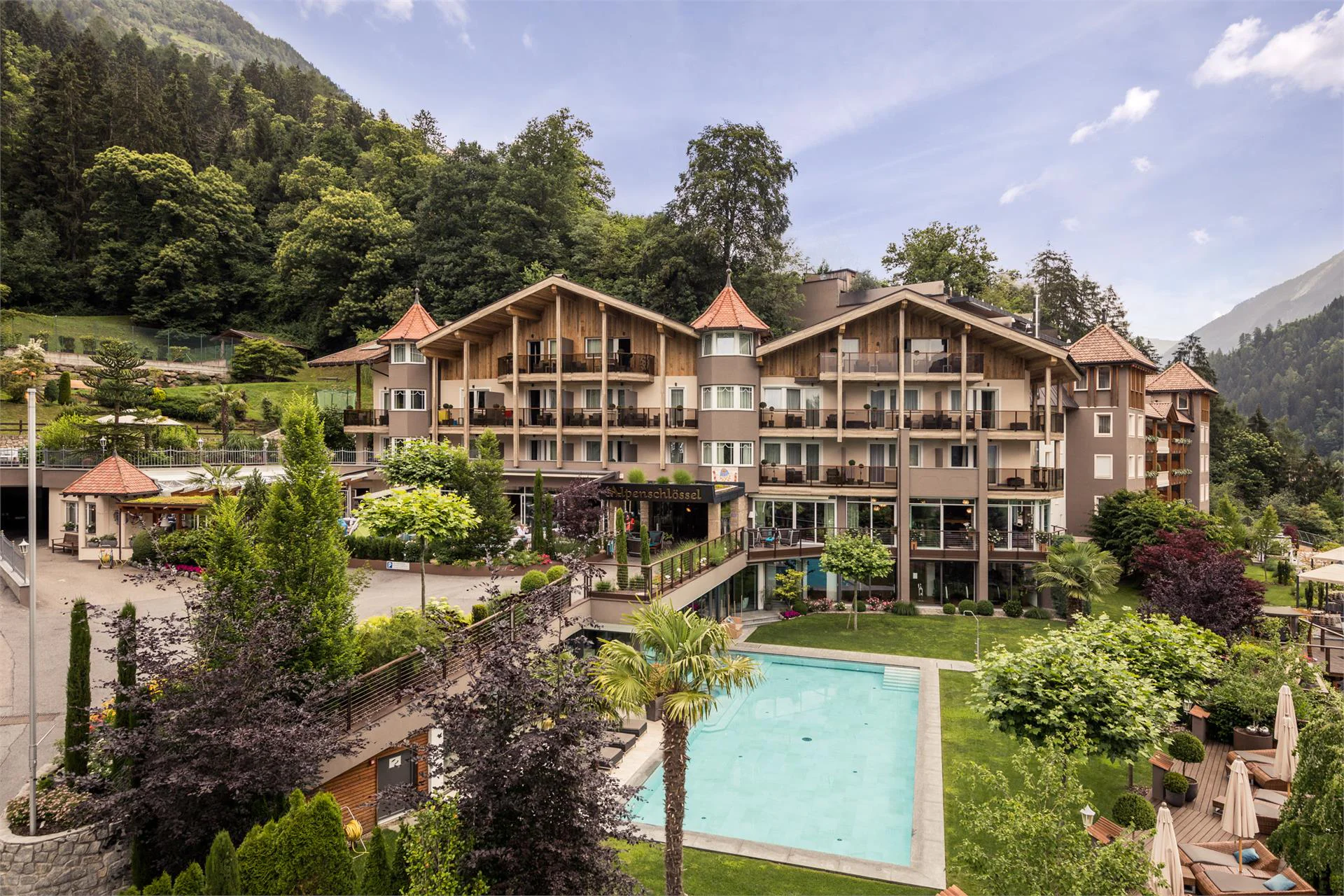 Quellenhof Luxury Resort Passeier – Hotel Alpenschlössel St.Martin in Passeier/San Martino in Passiria 3 suedtirol.info