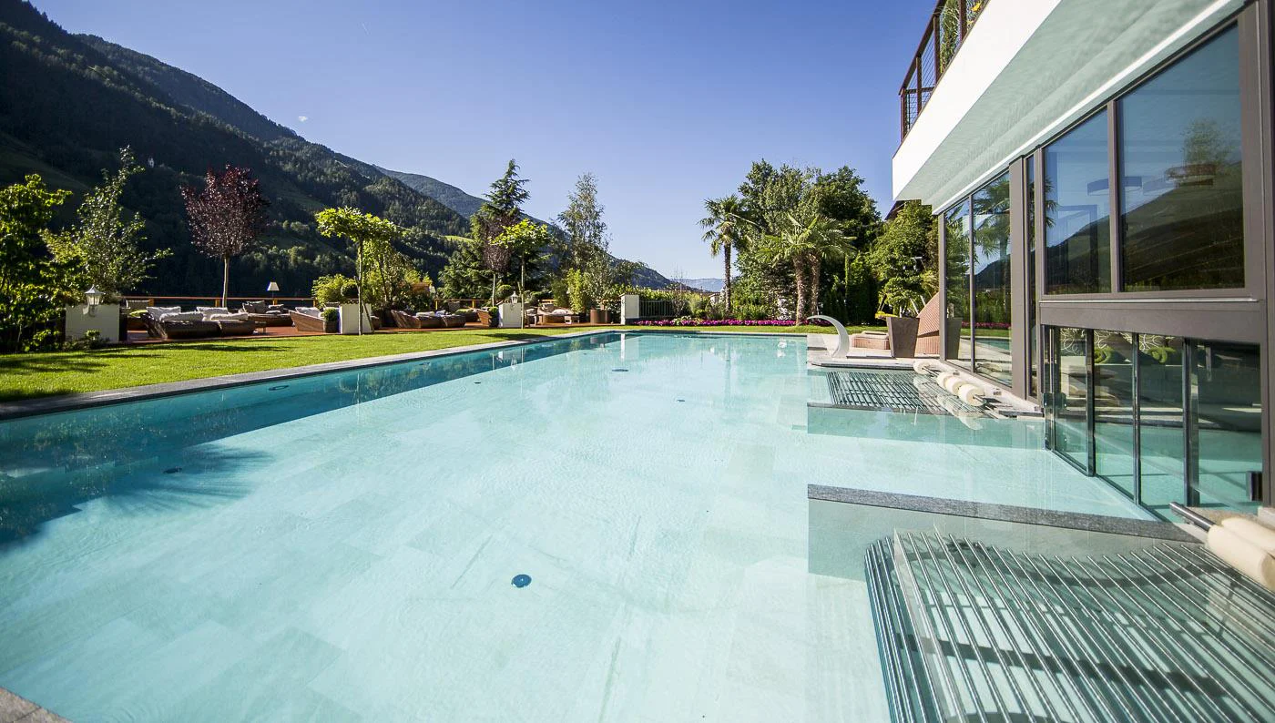 Quellenhof Luxury Resort Passeier – Hotel Alpenschlössel St.Martin in Passeier/San Martino in Passiria 7 suedtirol.info
